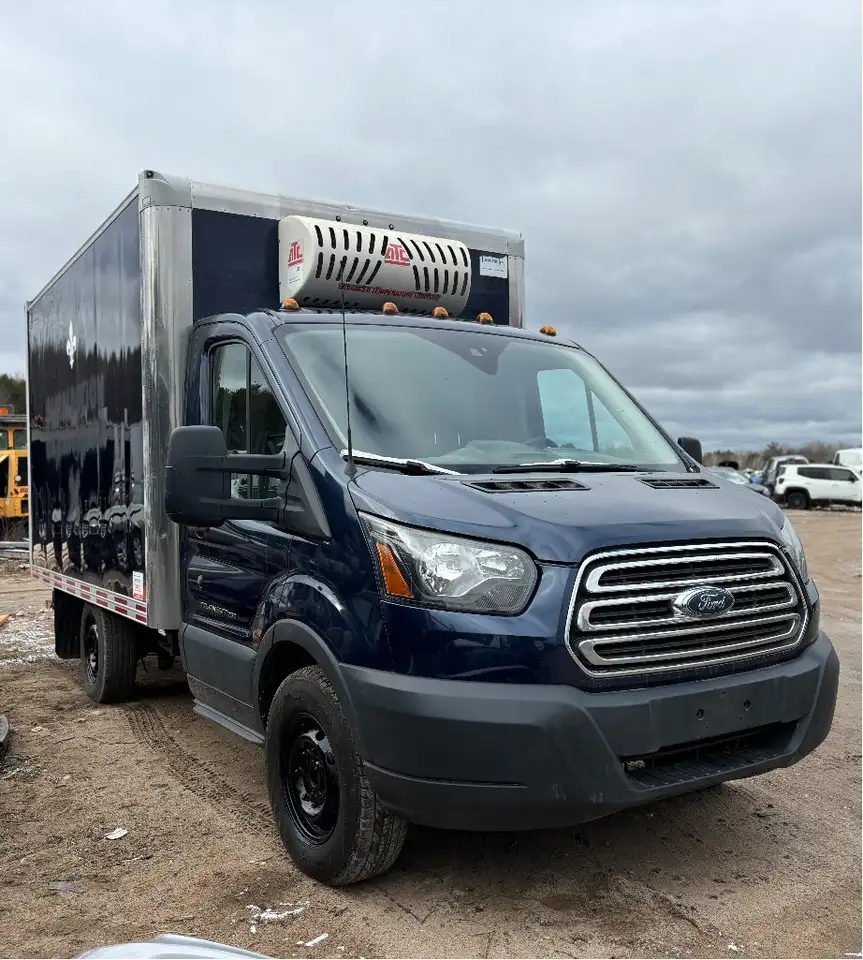 Ford E-Transit photo Ford E-Transit