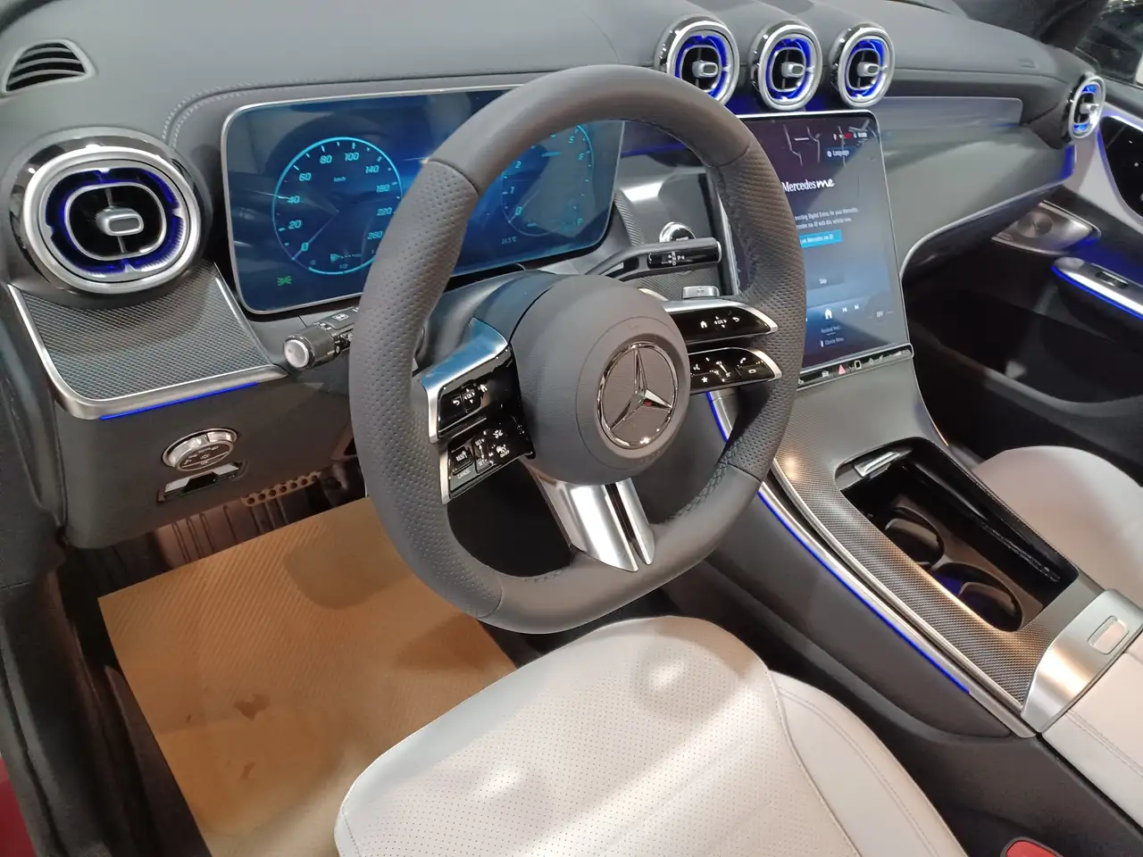 Mercedes-Benz GLC снимка Mercedes-Benz GLC
