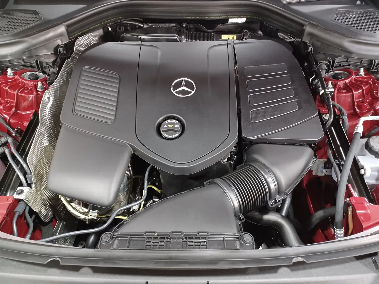 Mercedes-Benz GLC снимка Mercedes-Benz GLC