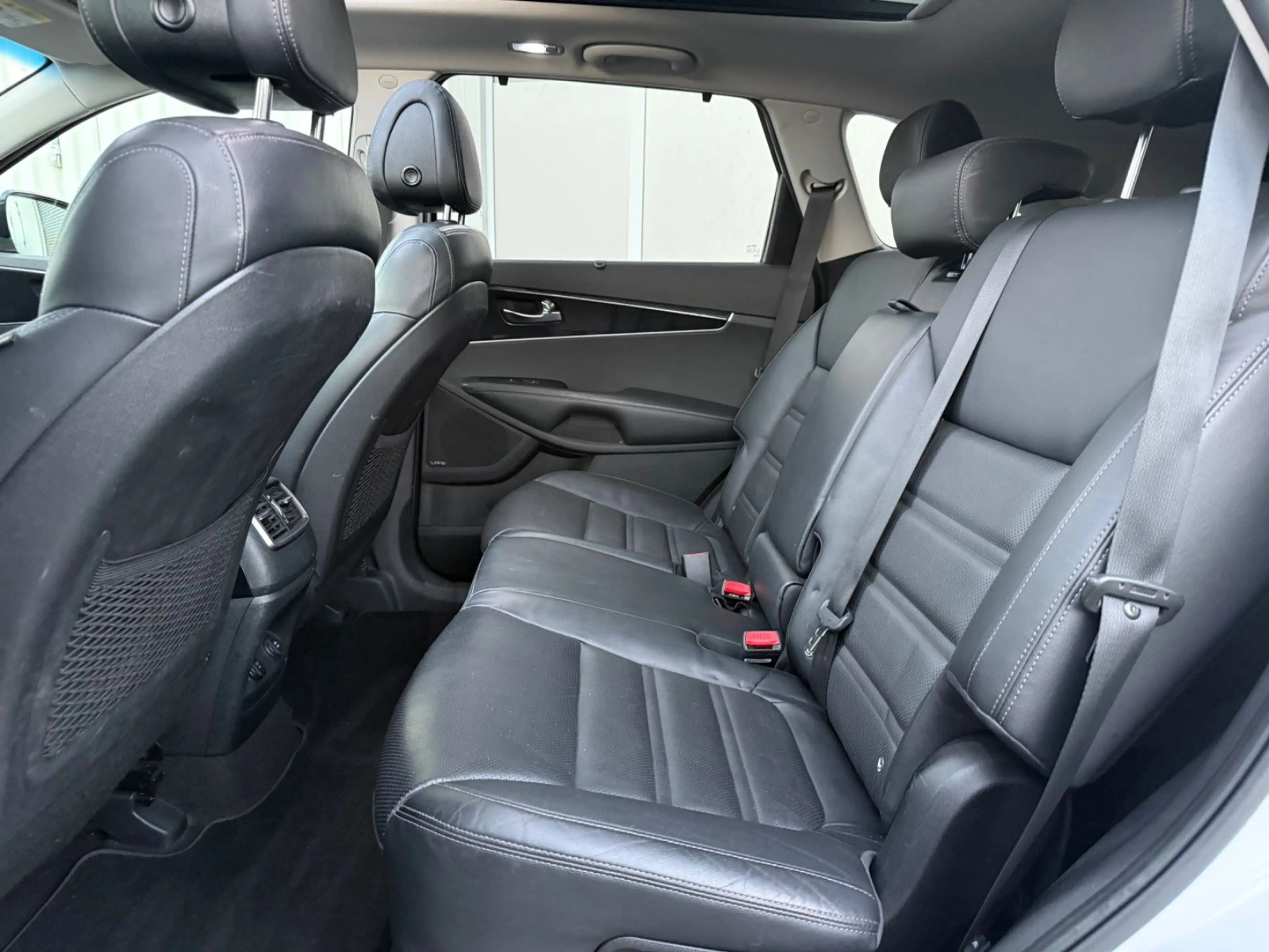 Kia Sorento 2,2 CRDI 147kW Platinum 4WD/PANO/LED/SHZ — photo 7