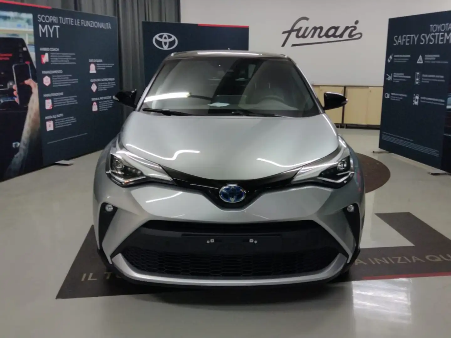 Toyota C-HR C-HR 2.0h Lounge e-cvt Grau - 2
