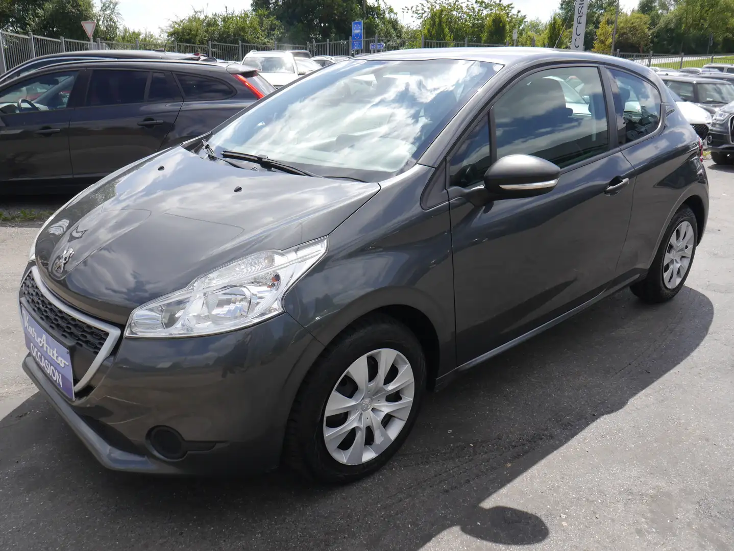Peugeot 208 208 1.2i *CRUISE CONTROL*RADIO DIGIT* Grijs - 2