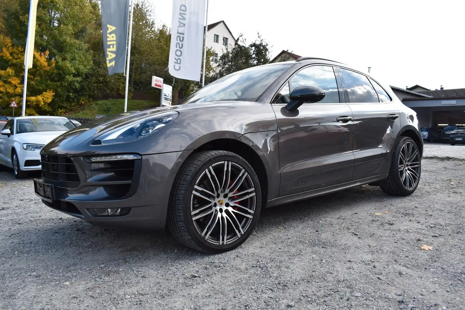 Porsche Macan GTS "Panorama/Standhzg/AHK/LEDER/21 Zoll" Gris - 2