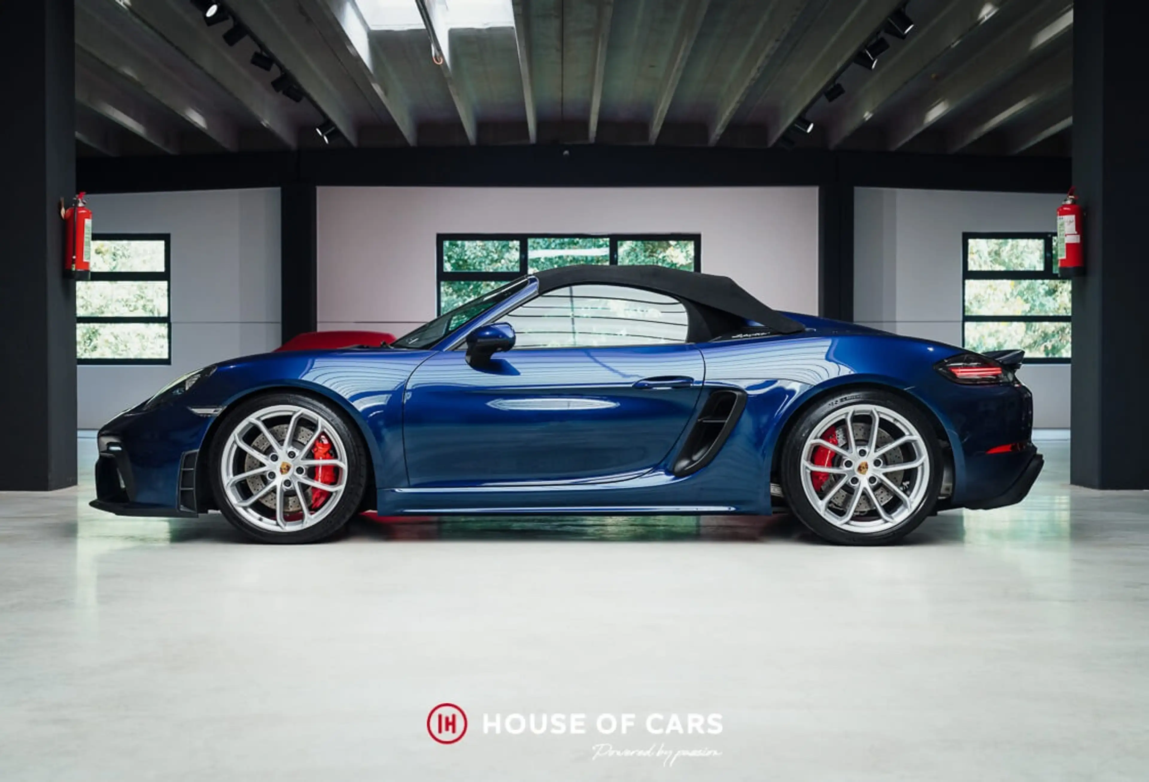 Porsche Boxster 718 SPYDER MANUAL 1ST PAINT  PORSCHE APPROVED 2027 — photo 10