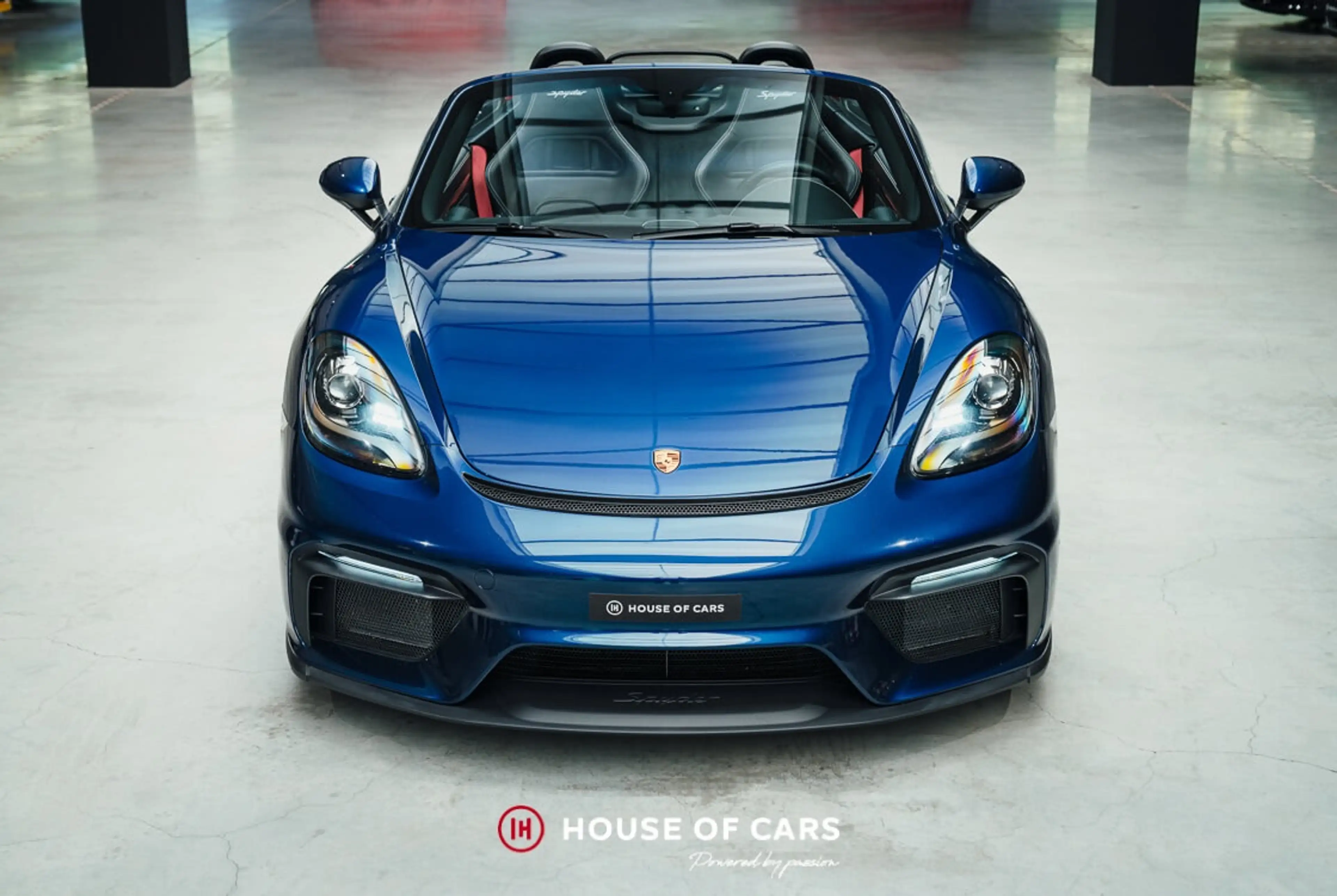 Porsche Boxster 718 SPYDER MANUAL 1ST PAINT  PORSCHE APPROVED 2027 — photo 3