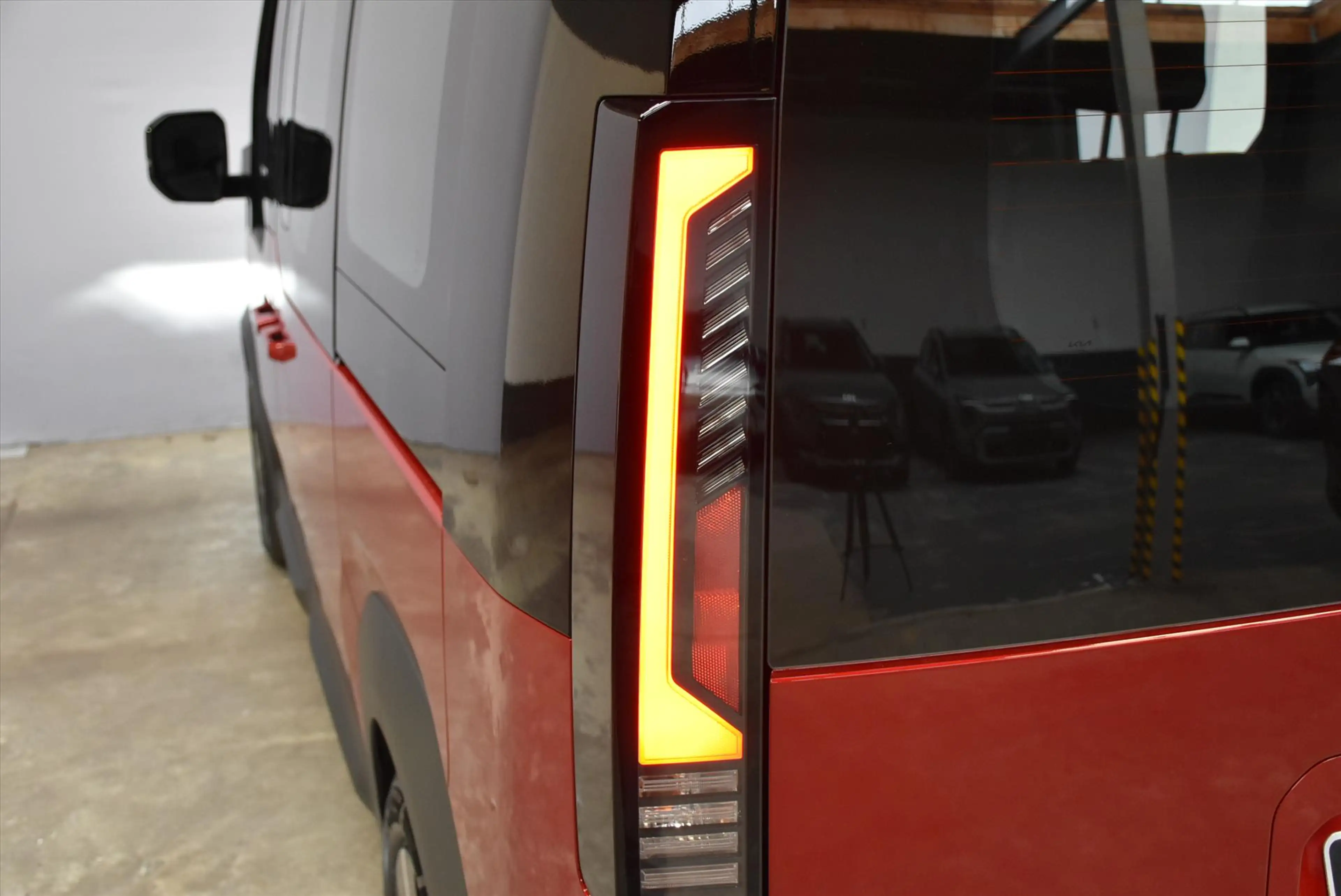 Kia PV5 Passenger 71,2 kWh Plus NIEUW — photo 12