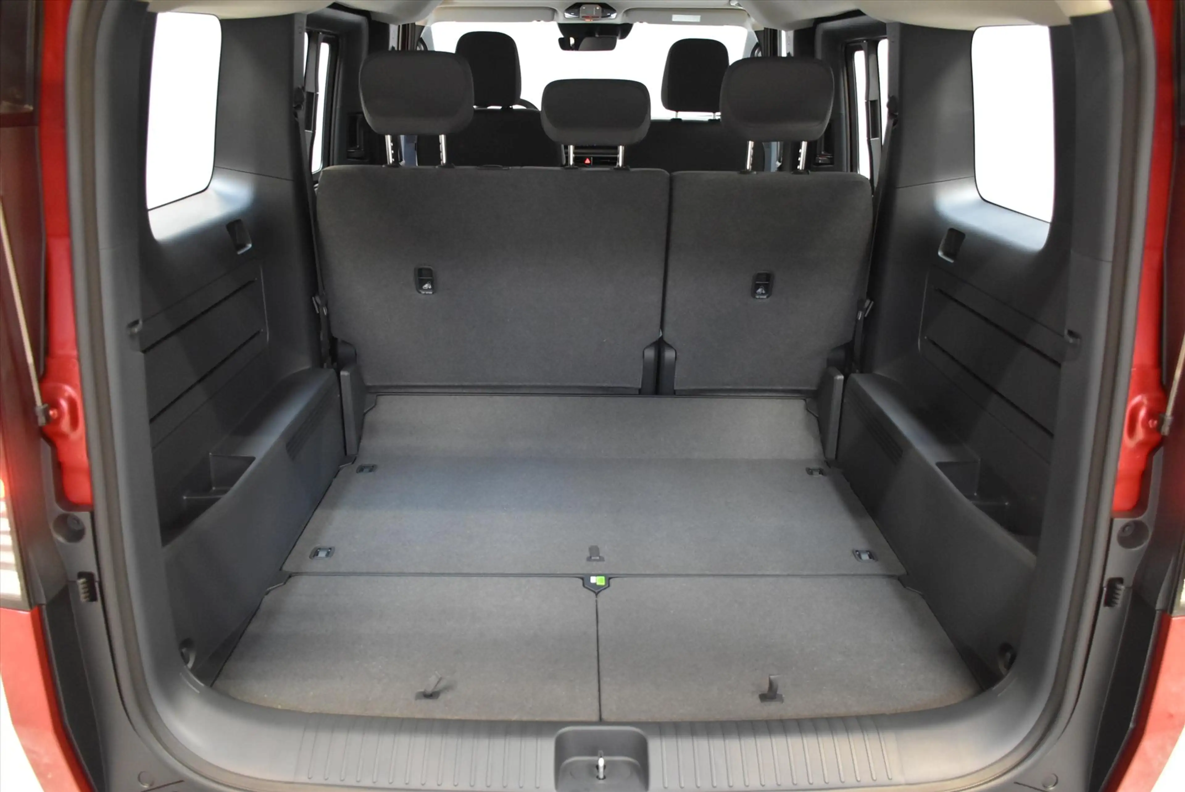 Kia PV5 Passenger 71,2 kWh Plus NIEUW — photo 13