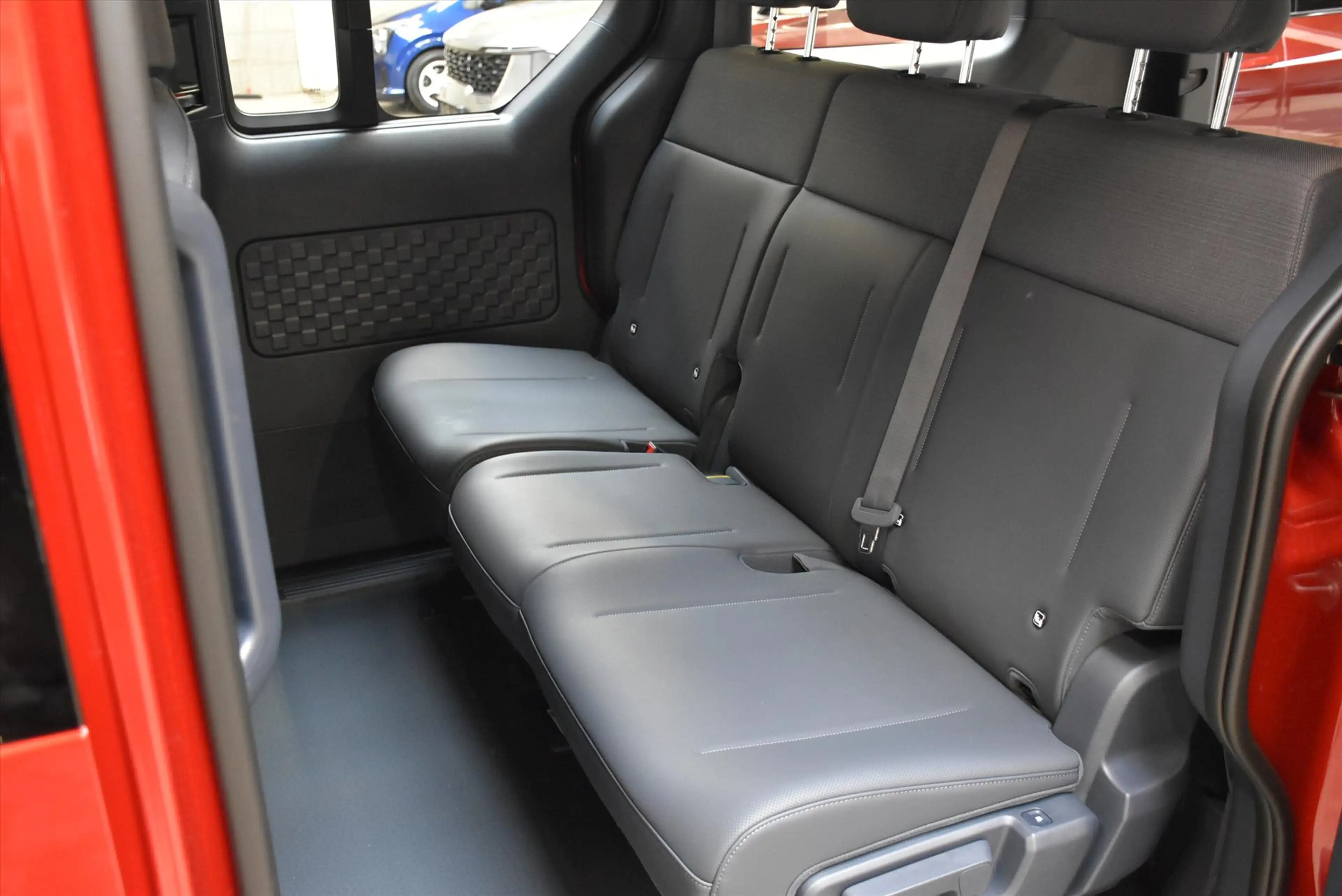 Kia PV5 Passenger 71,2 kWh Plus NIEUW — photo 16