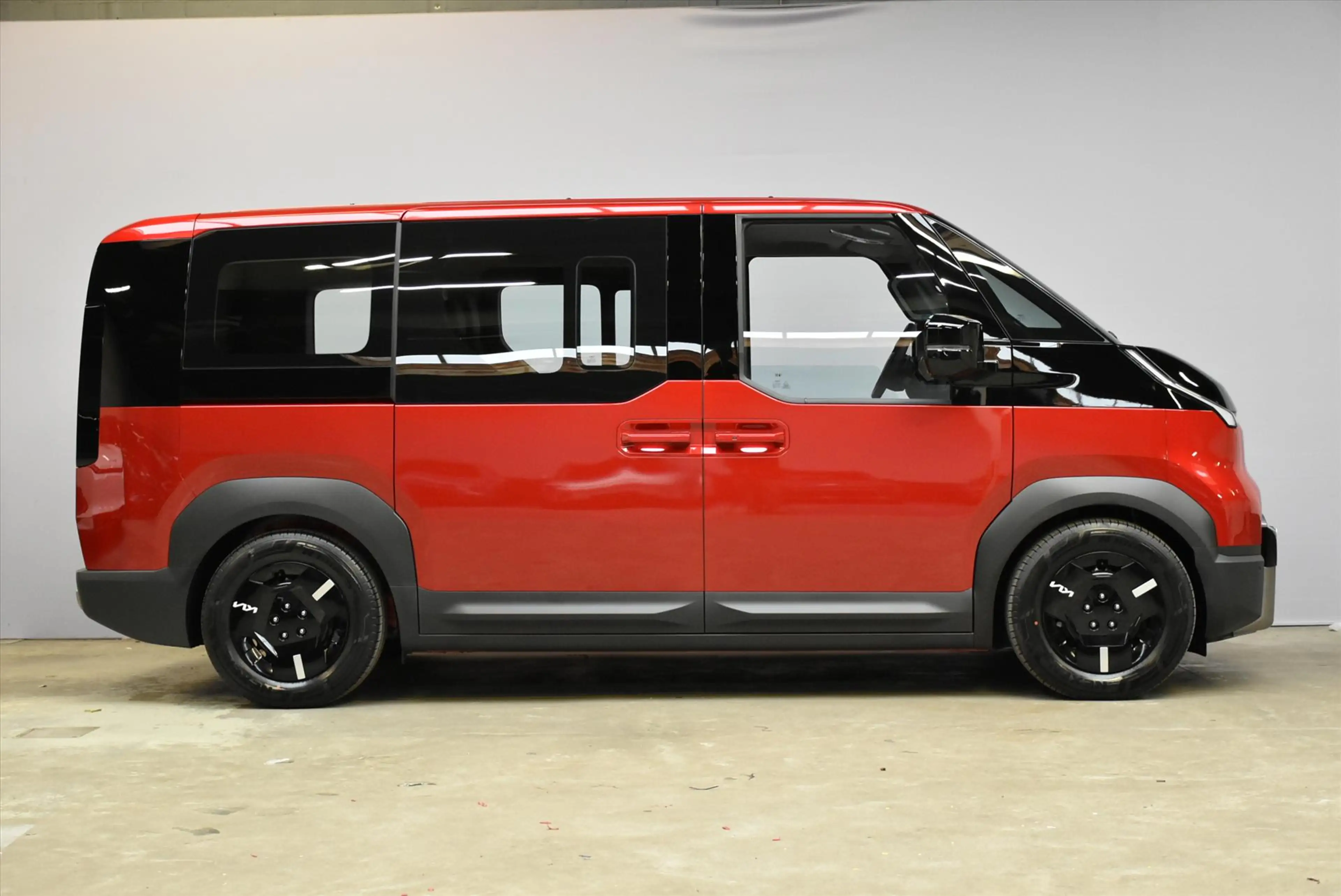 Kia PV5 Passenger 71,2 kWh Plus NIEUW — photo 5