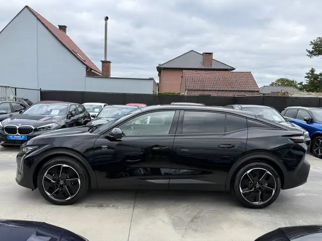 Peugeot 408 view 8