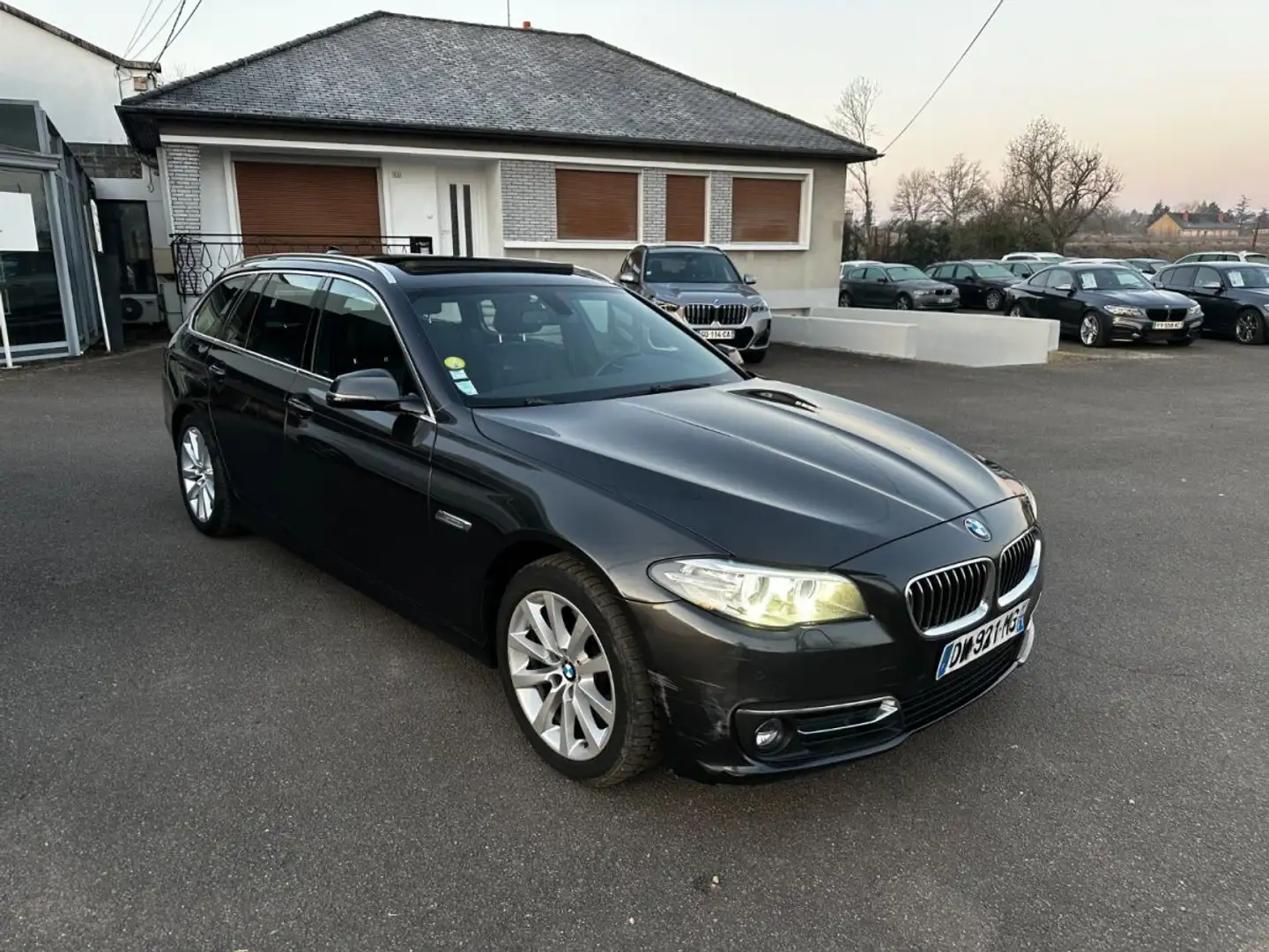 BMW 520 520d 2.0D LUXURY XDRIVE Gris - 2