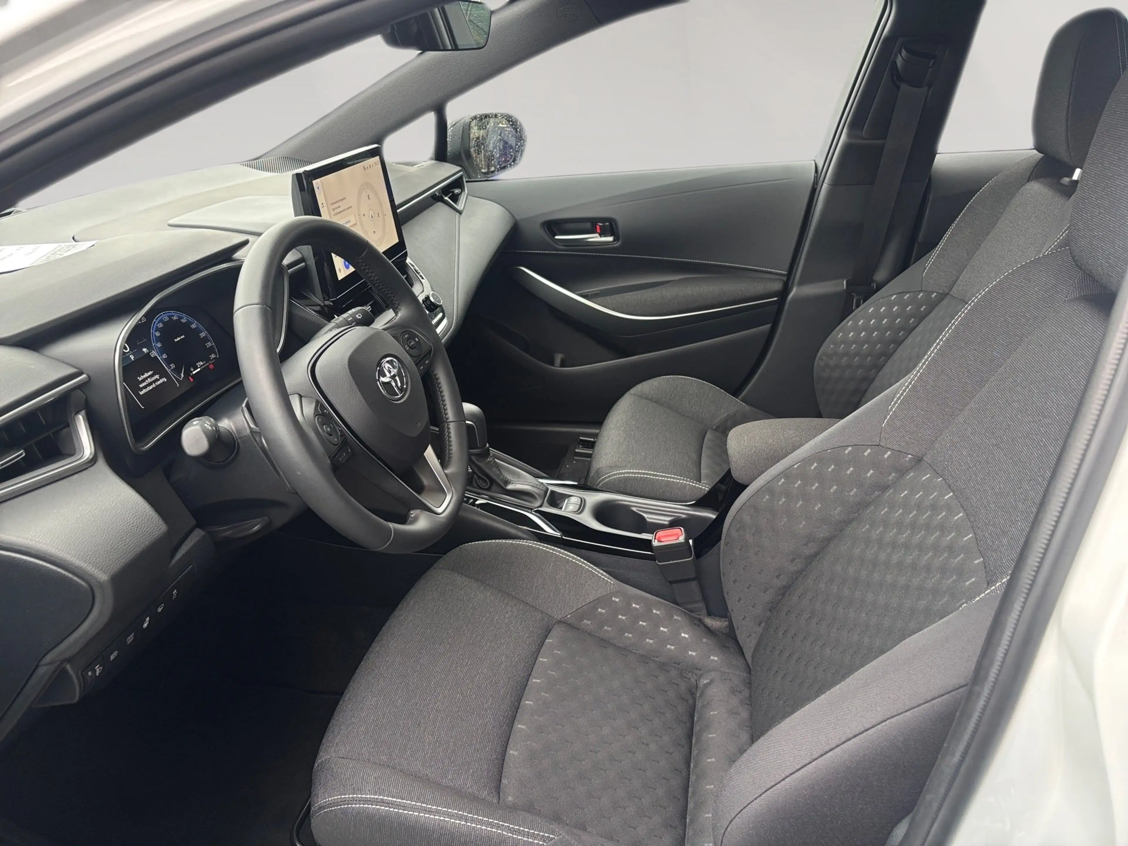 Toyota Corolla 2.0 l Hybrid TS. Business Edition AUT — photo 7