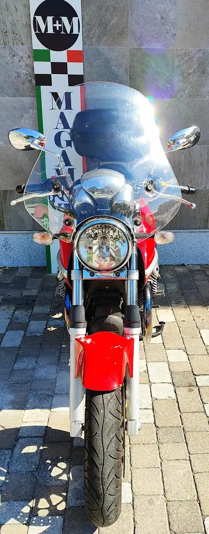 Moto Guzzi Breva 750 Rosso - 1
