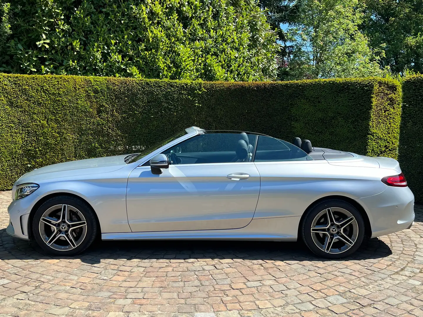 Mercedes-Benz C 180 C 180 Cabrio 9G-TRONIC AMG Line"CARPLAY-AIRSCARF" Zilver - 1