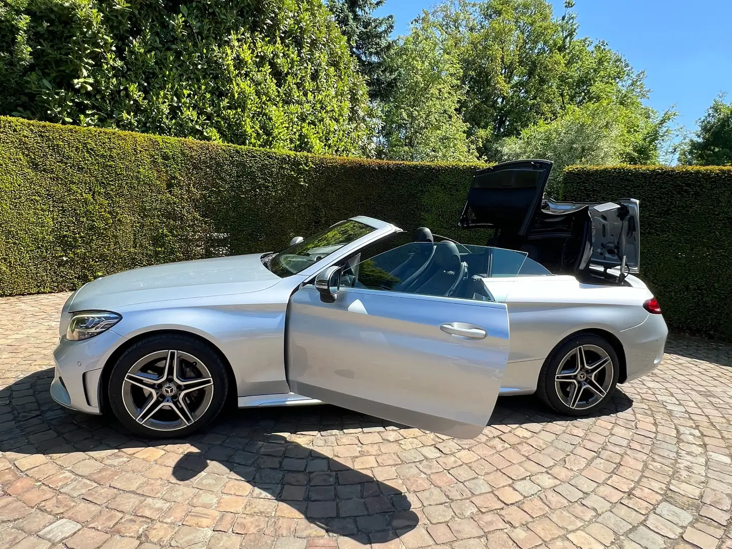 Mercedes-Benz C 180 C 180 Cabrio 9G-TRONIC AMG Line"CARPLAY-AIRSCARF" Zilver - 2