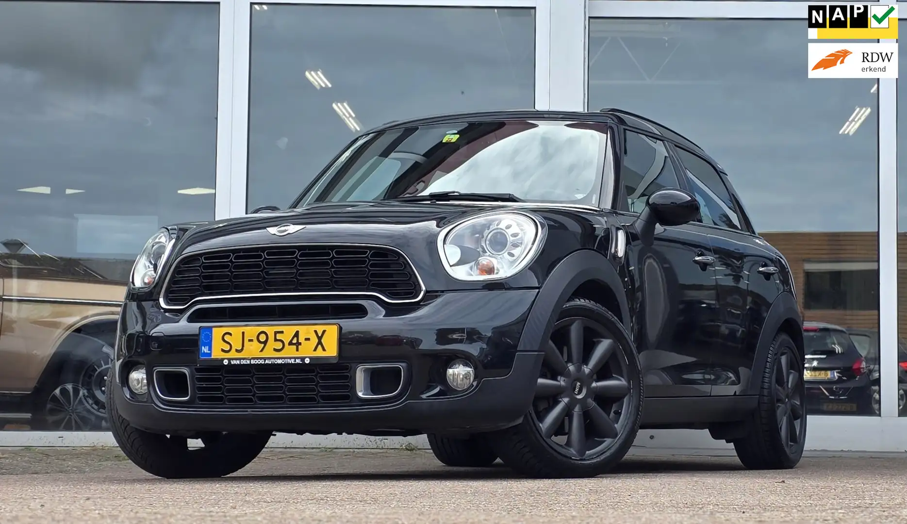MINI Cooper S Countryman Mini 1.6 Chili | Leder | climate control| PDC | Zwart - 1