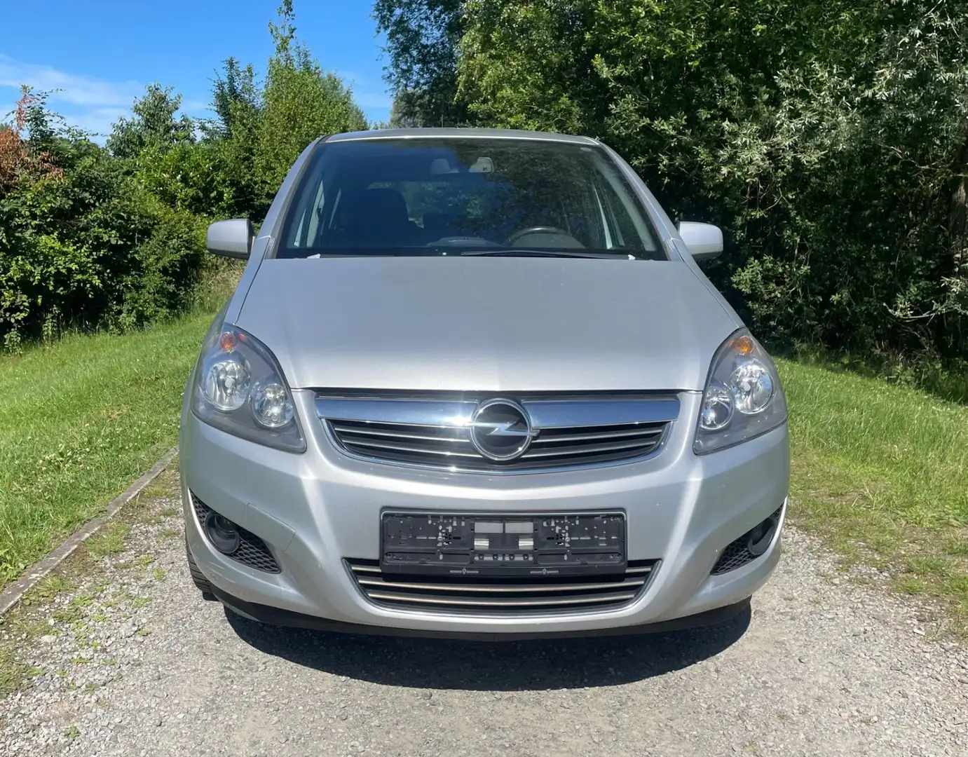 Opel Zafira B Design Edition 1.6l Tüv=Neu! 7Sitzer VB Plateado - 2