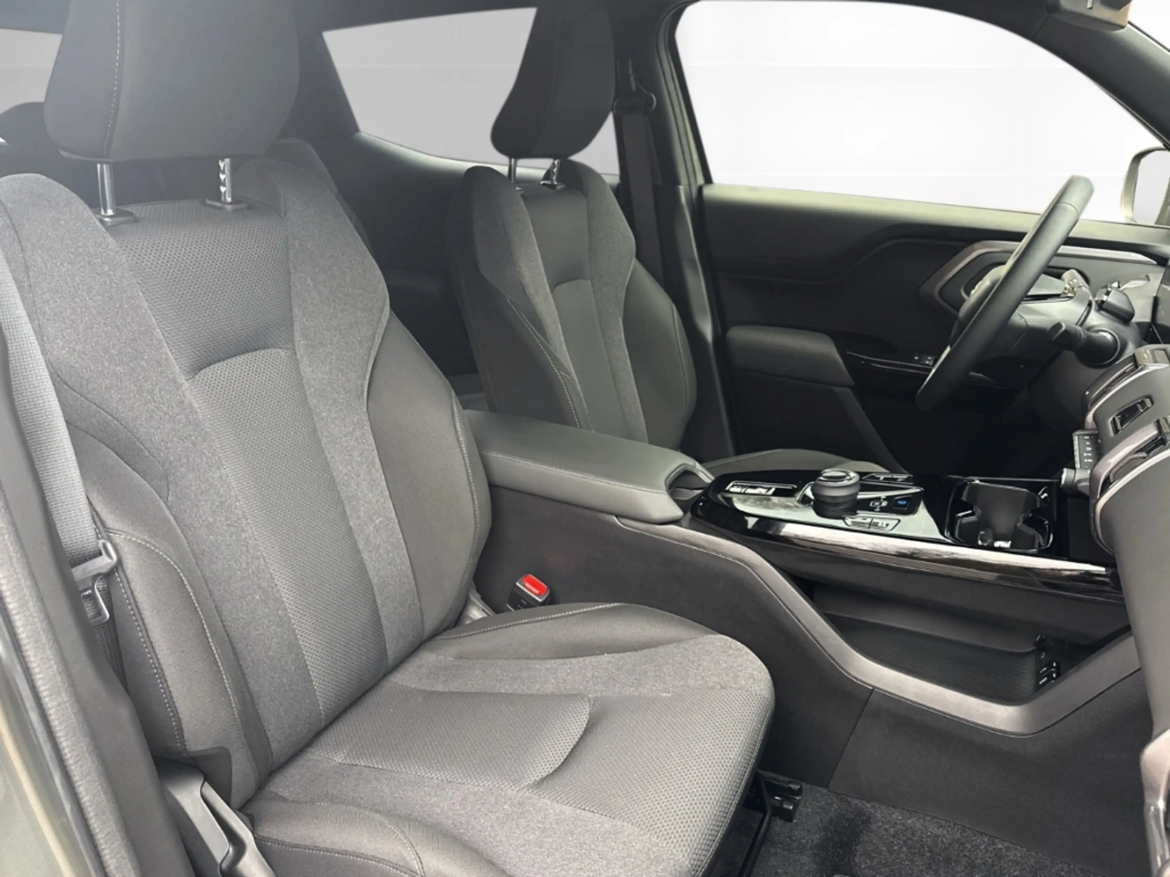 Toyota Urban Cruiser Teamplayer 4x2 61kWh +Sitzheizung +Kamera — photo 15