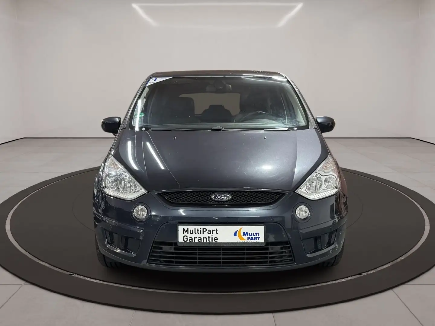 Ford Galaxy 2,0 TDCi 103kW DPF Titanium Grau - 2