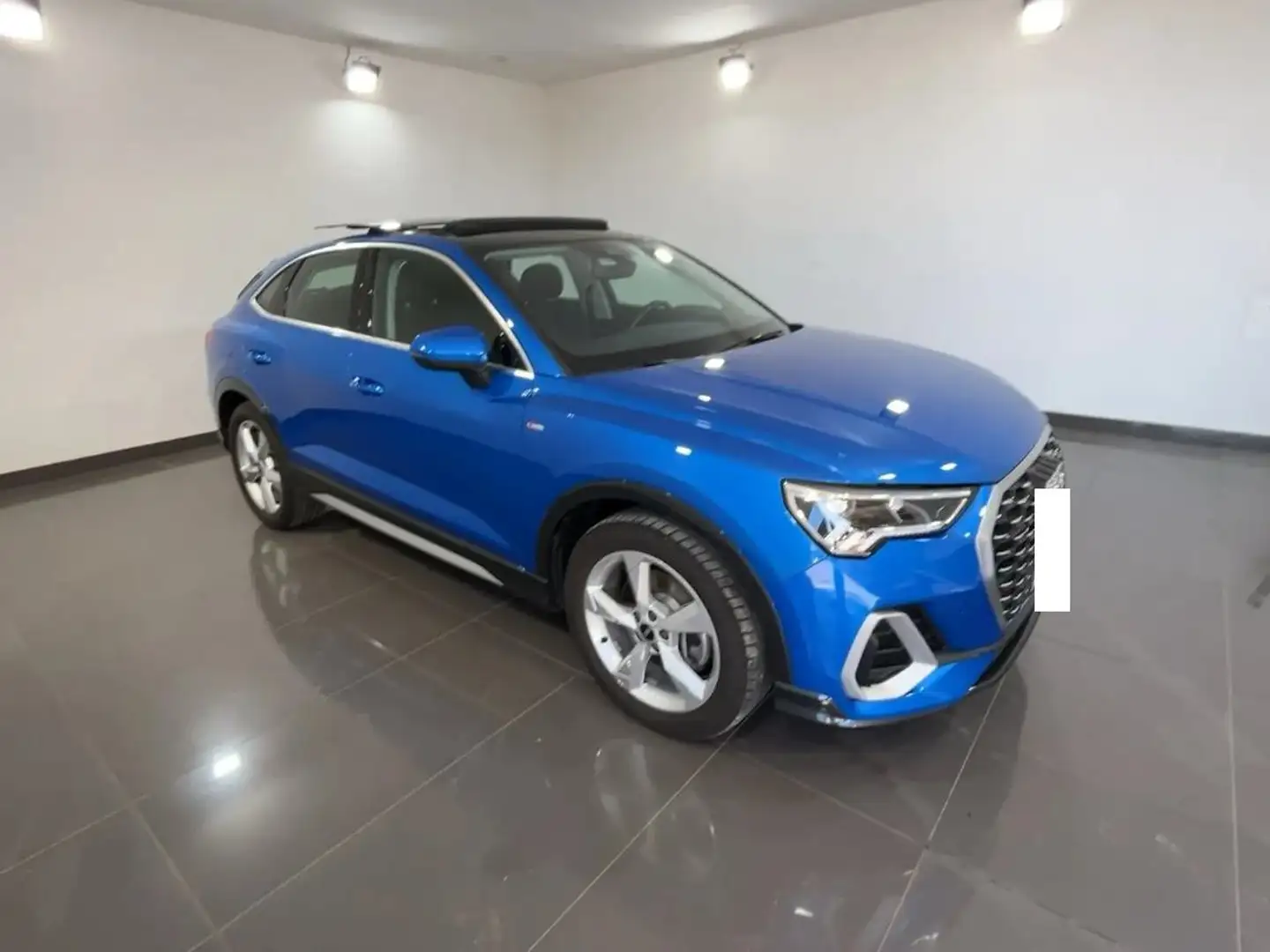 Audi Q3 Q3 2019 Sportback Sportback 40 2.0 tfsi s-quattro Blu/Azzurro - 1