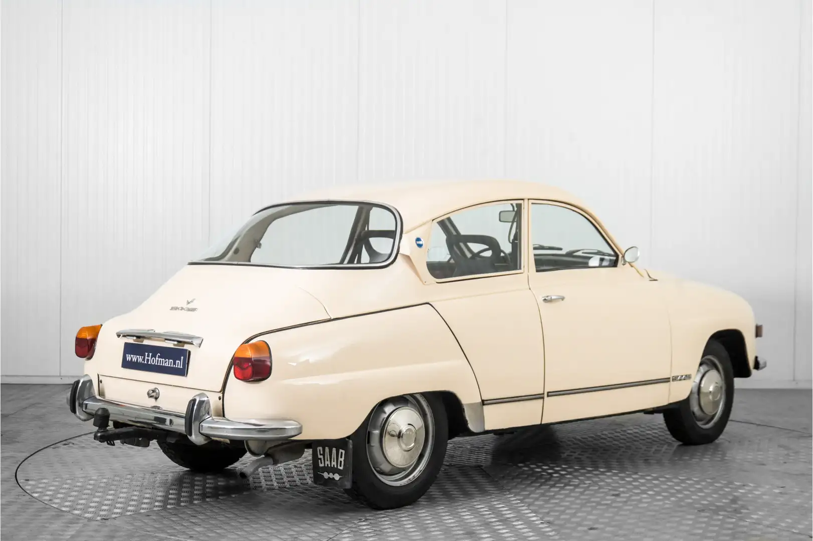 Saab 96 L V4 Bílá - 2