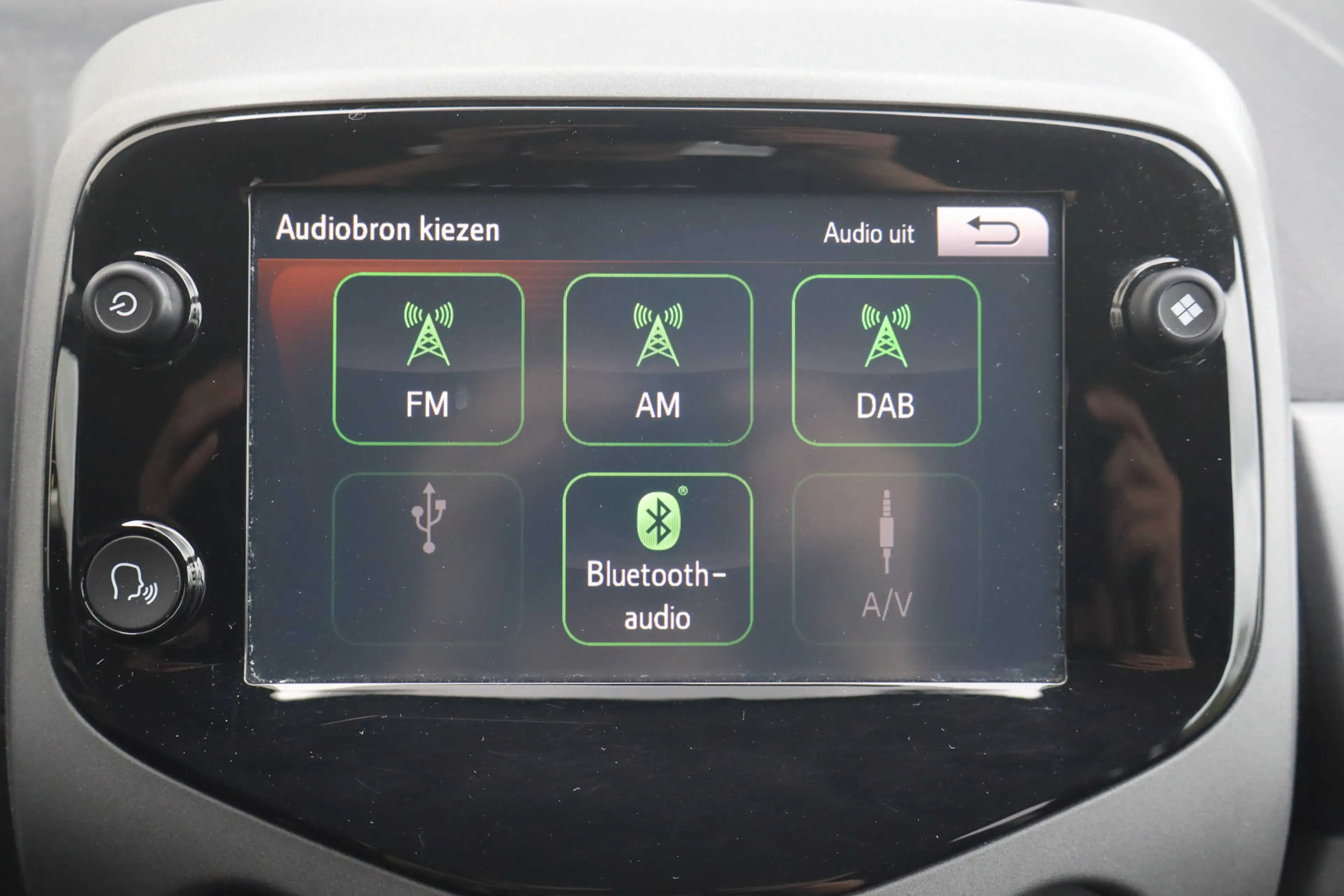 Toyota Aygo 1.0 VVT-i x-joy - NL- Auto!! Apple I Camera I Crui — photo 9