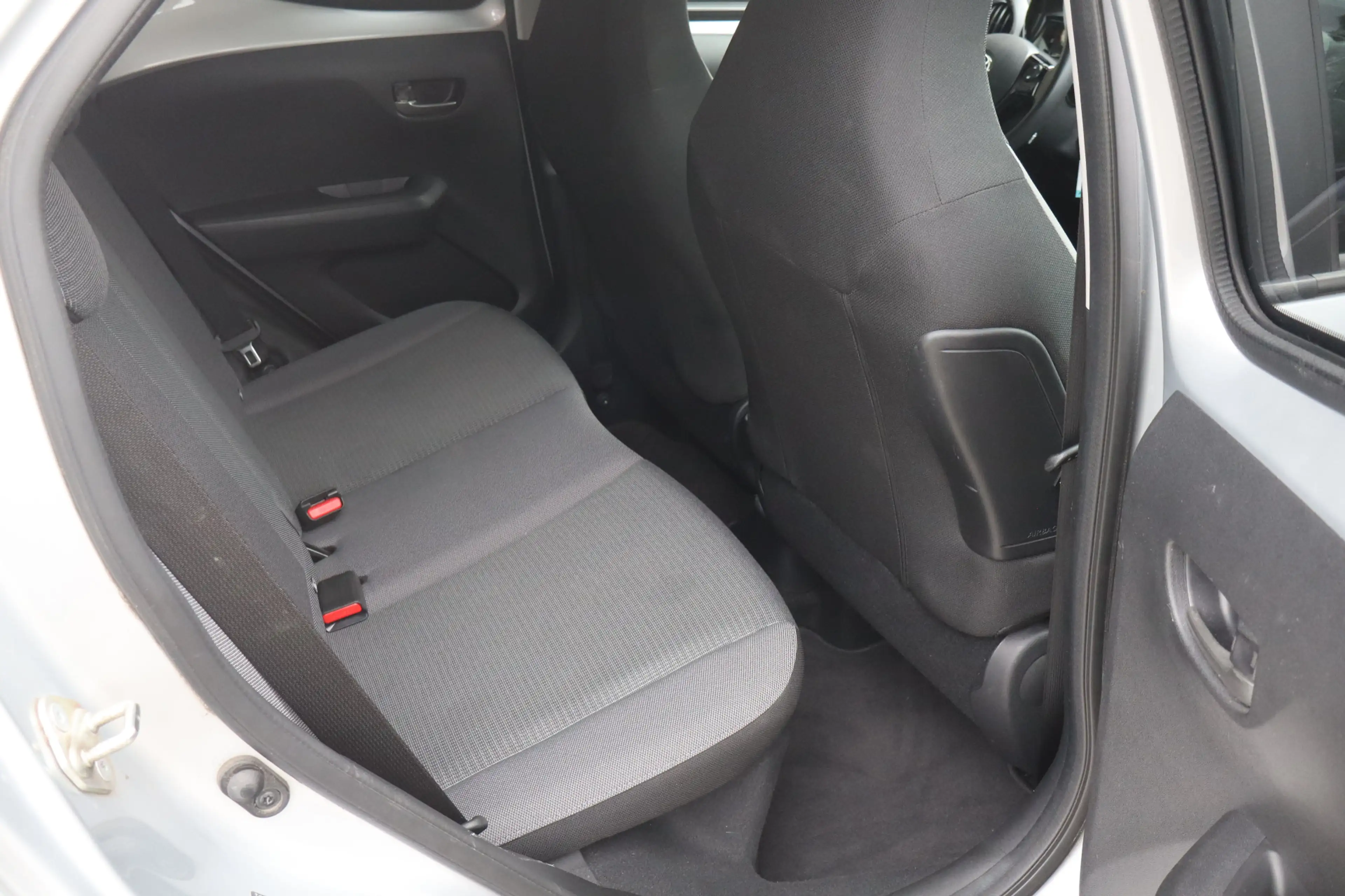 Toyota Aygo 1.0 VVT-i x-joy - NL- Auto!! Apple I Camera I Crui — photo 23