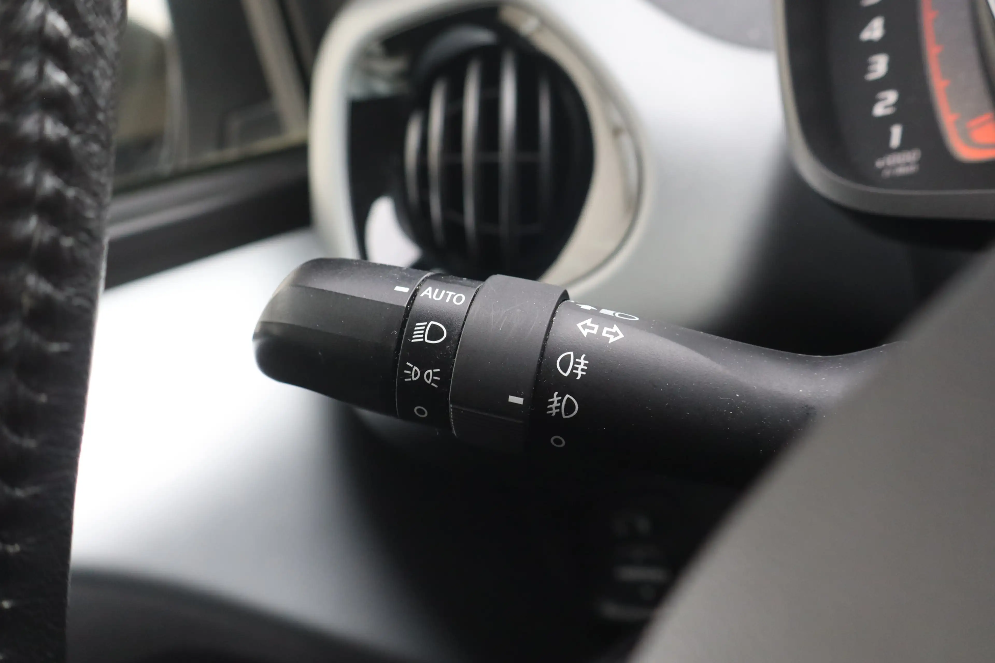 Toyota Aygo 1.0 VVT-i x-joy - NL- Auto!! Apple I Camera I Crui — photo 19