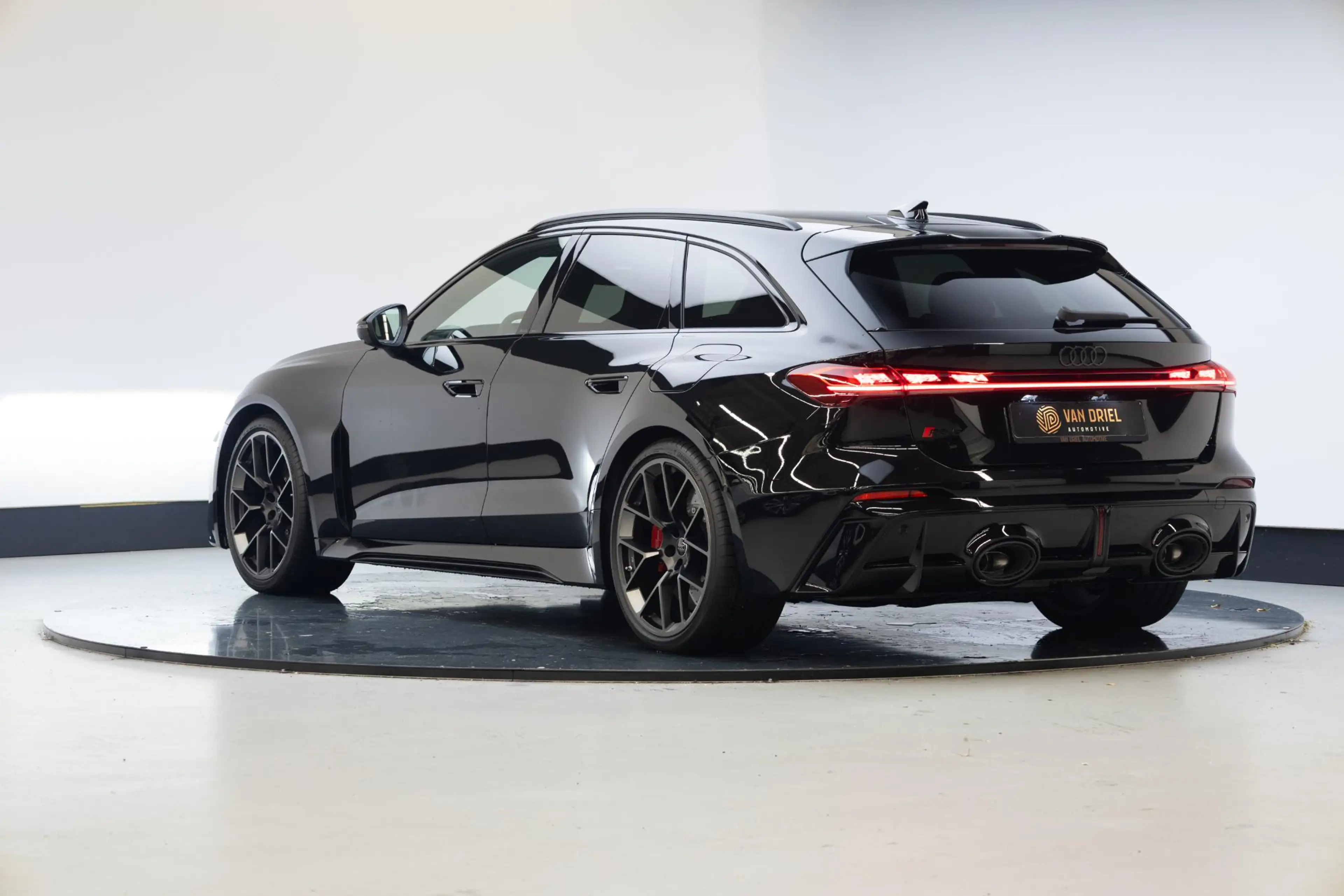 Audi RS5 A5 Avant e-hybrid quattro | Direct leverbaar | Spo — photo 2