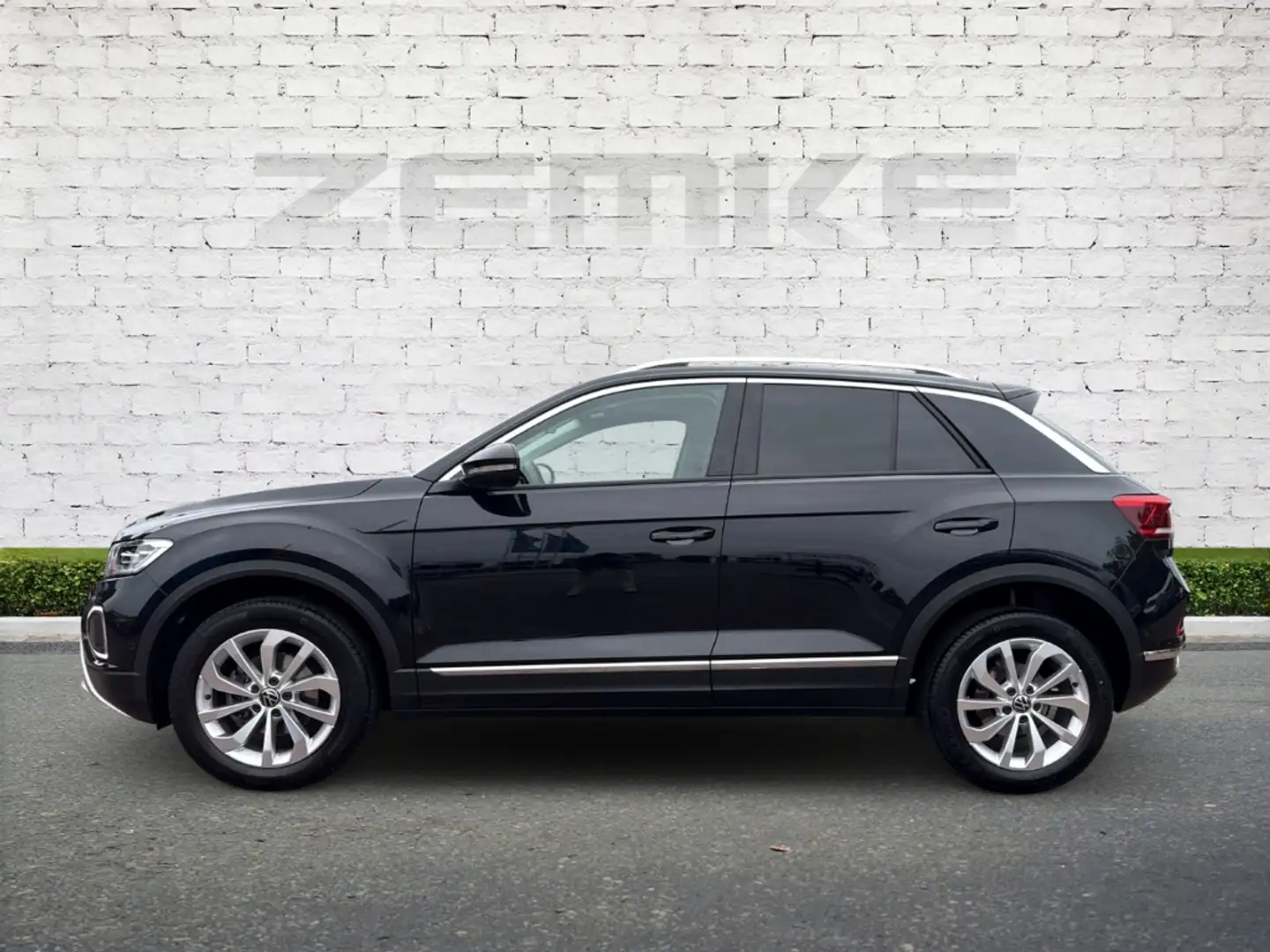 Volkswagen T-Roc 1.5 TSI DSG Style StandHZG AHK-abnehmbar Navi Nero - 2