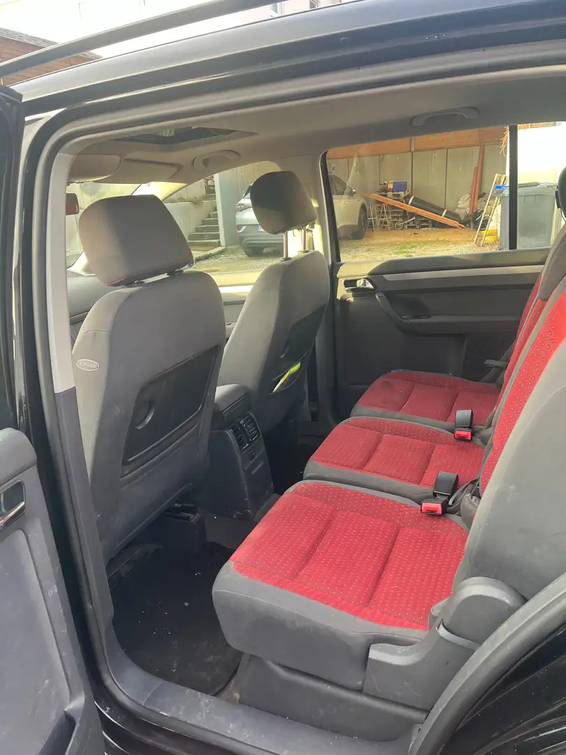 Volkswagen Touran Touran 1.9 TDI Чёрный - 2