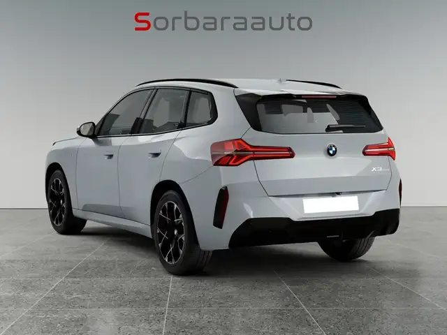 BMW X3 view 3