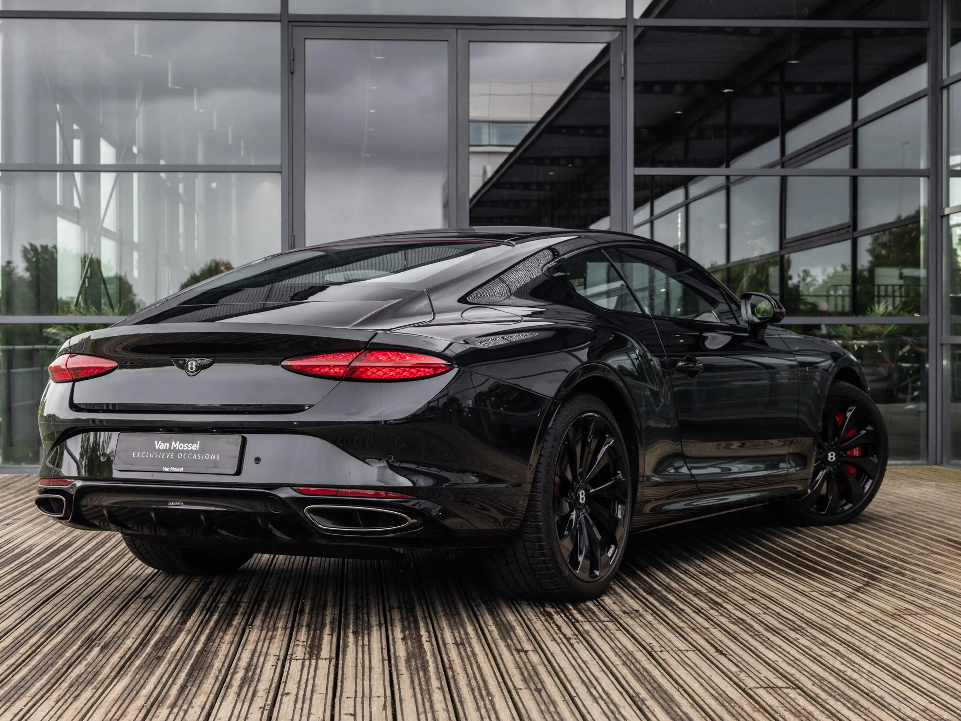 Bentley Continental GT 4.0 V8 Hybrid Black Edition | PANORAMADAK | TOURIN — photo 6
