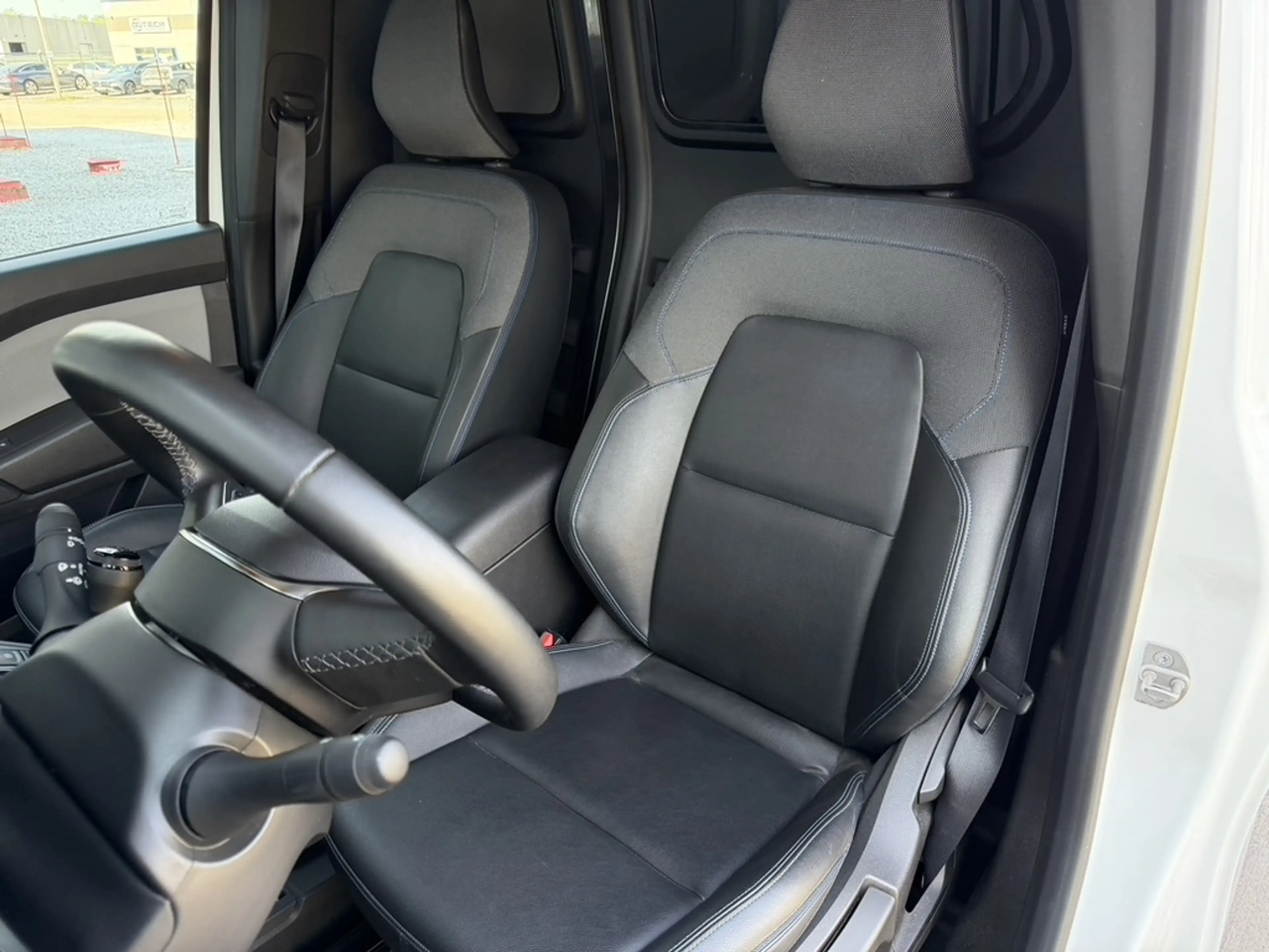 Nissan Townstar Townstar 1.3 DIG-T L1H1 N-Connecta S/S N-Connecta — photo 9