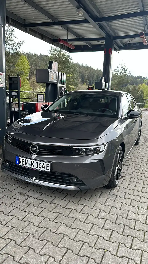 Opel Astra Business Edition Plug-in-Hybrid Grau - 1