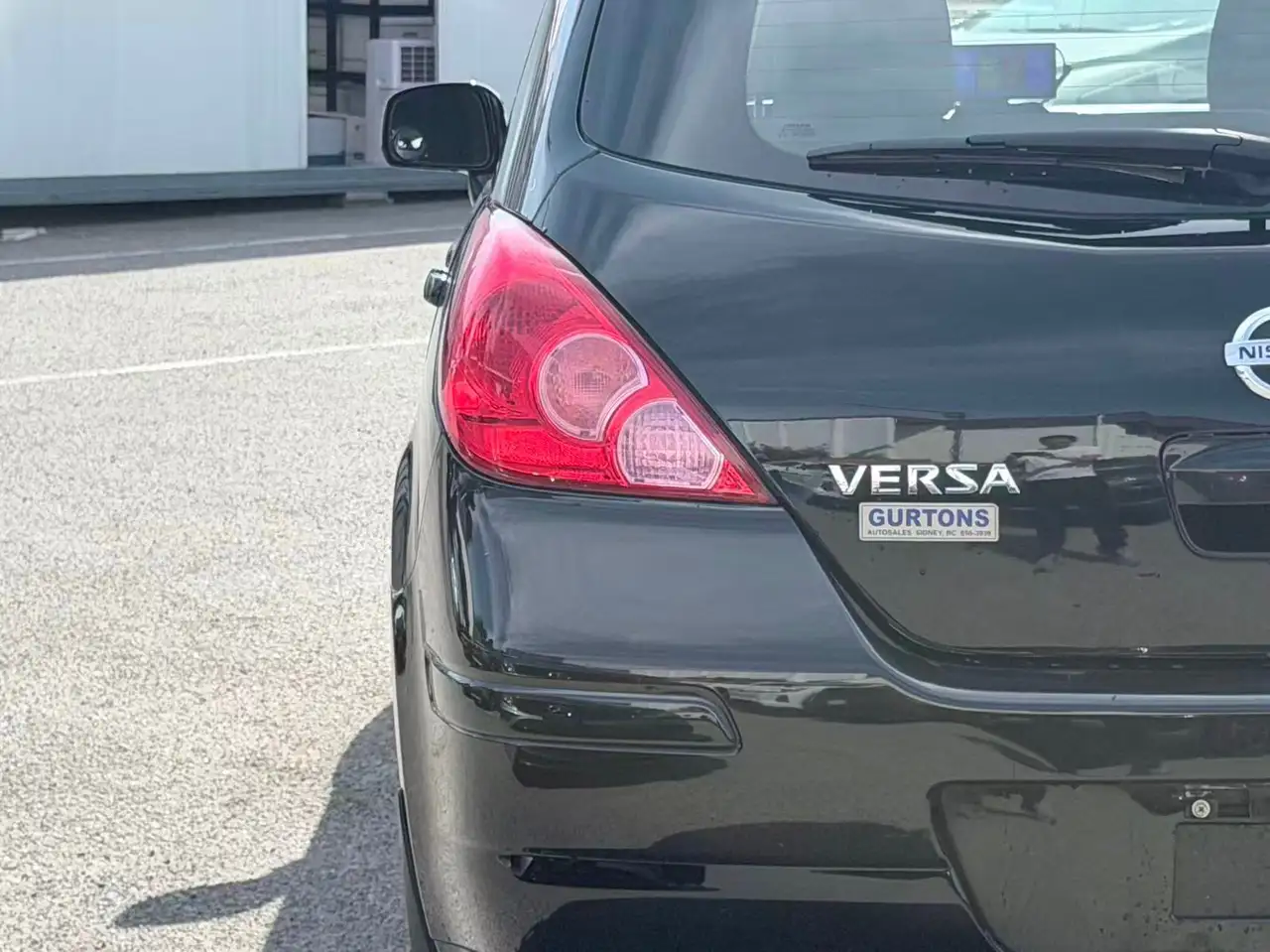 Nissan Versa fotografie Nissan Versa