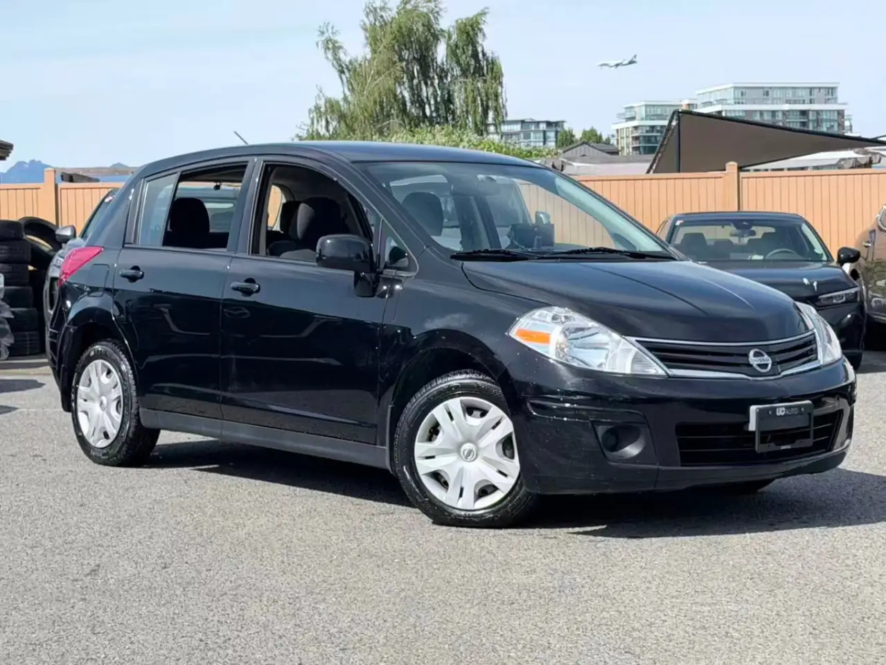Nissan Versa fotografie Nissan Versa