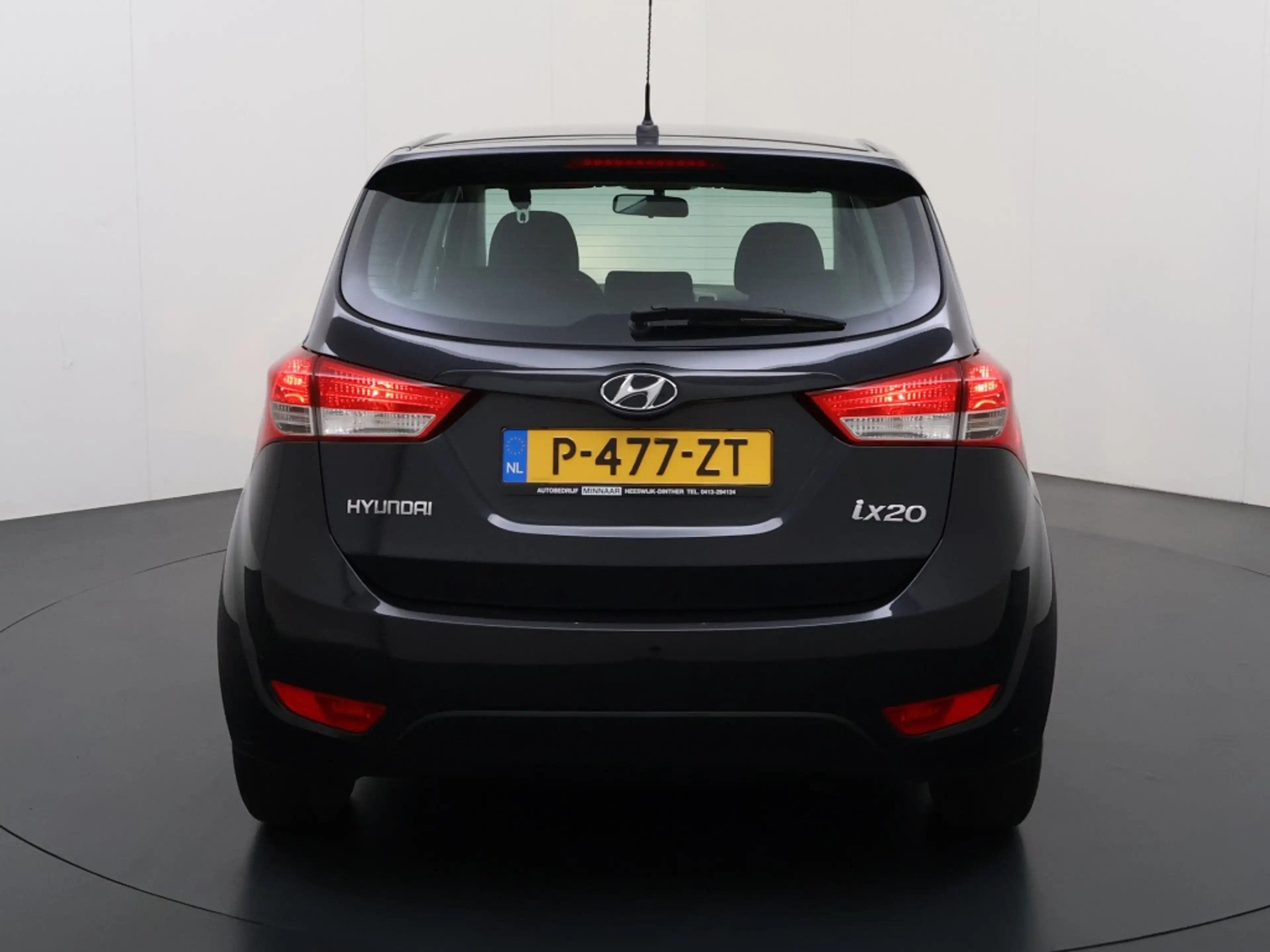 Hyundai iX20 1.4i i-Drive — photo 3