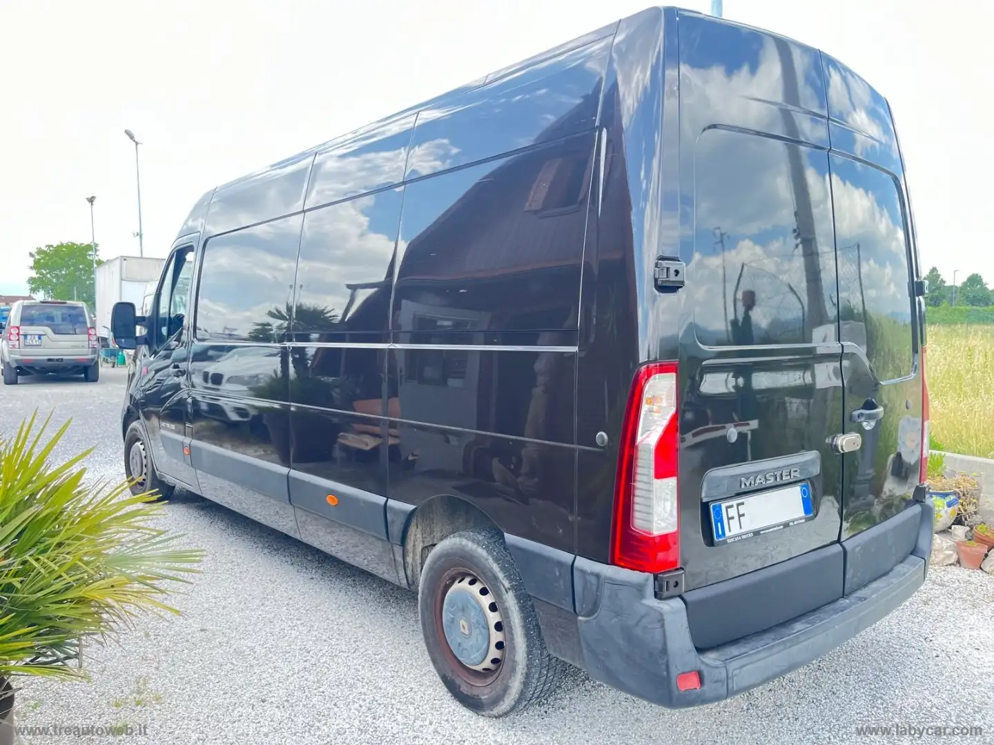 Renault Master 135.35 2.3 dCi PL-TM Fu. E5 FuelE Marrón - 2