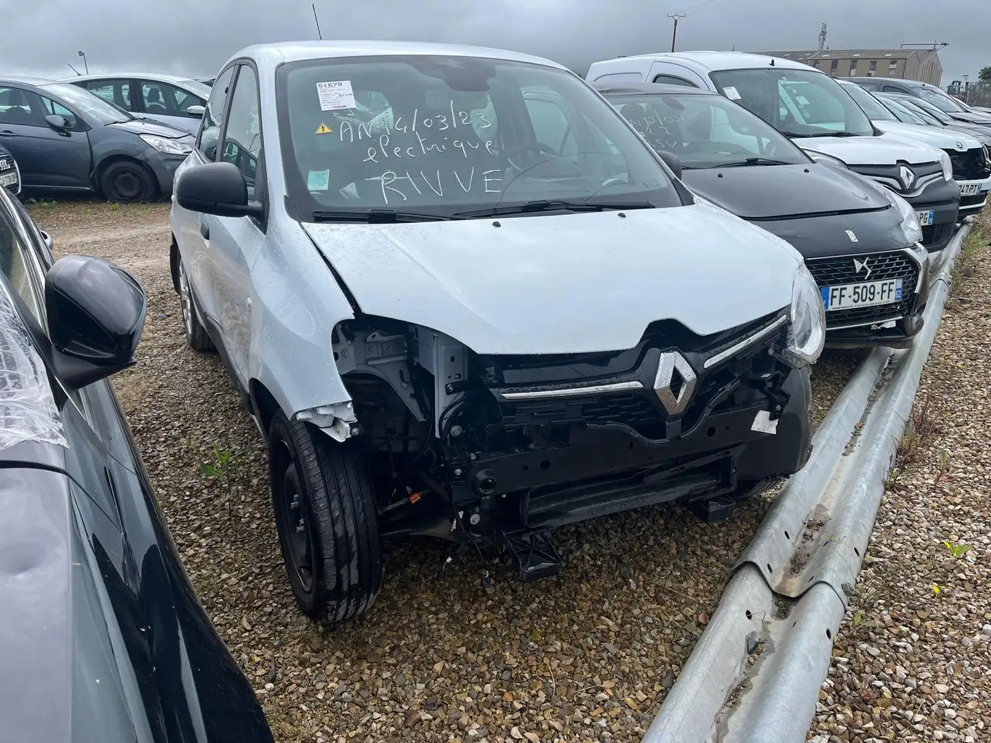 Renault Twingo III ZE 42 / GM451 Blanc - 1