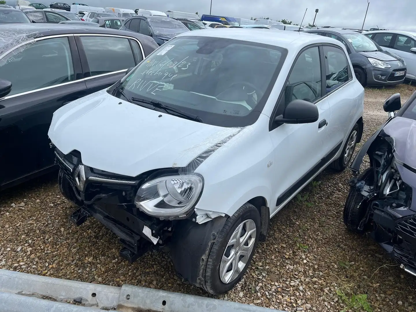 Renault Twingo III ZE 42 / GM451 Blanc - 2