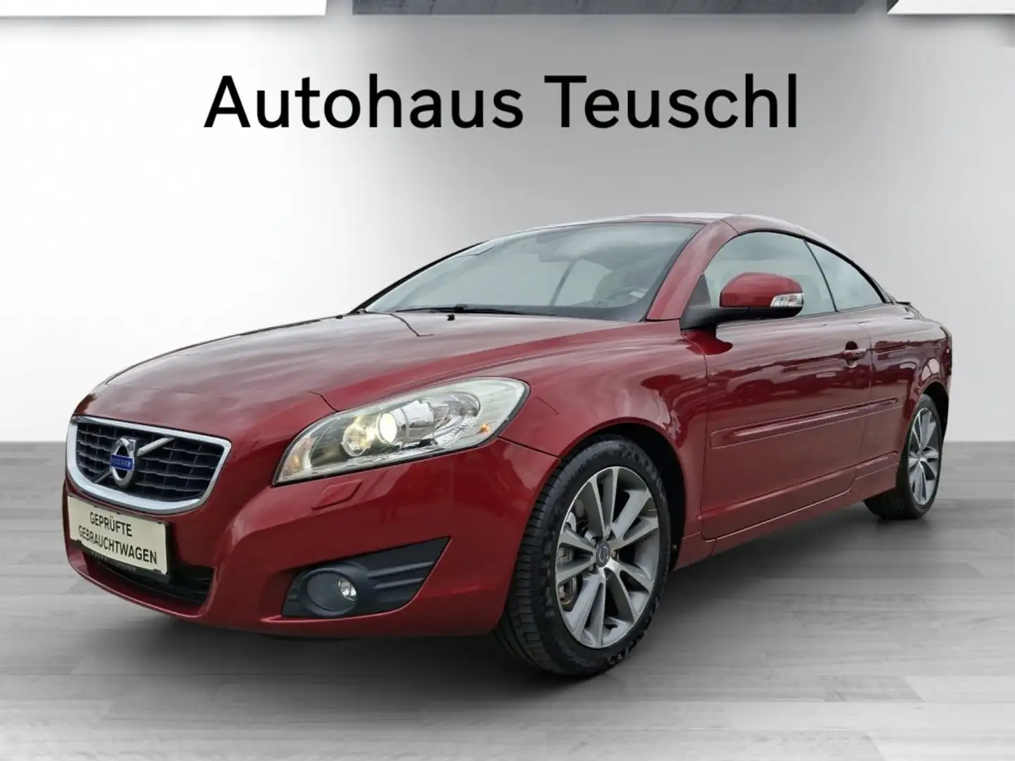 Volvo C70 D3 Summum Rot - 1
