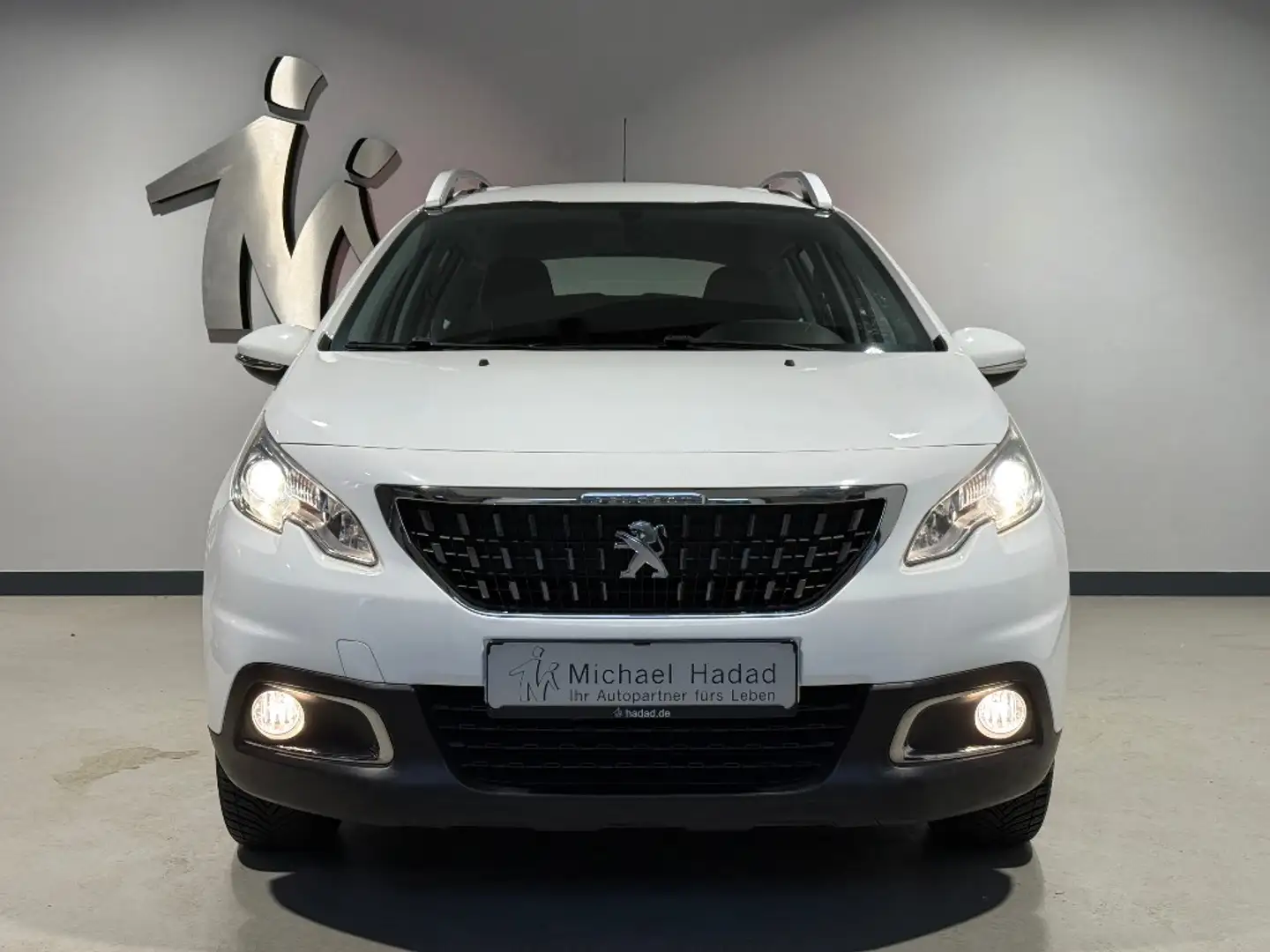 Peugeot 2008 1.2 PureTech Active SHZ Allw.-R. Scheckheft Blanc - 2