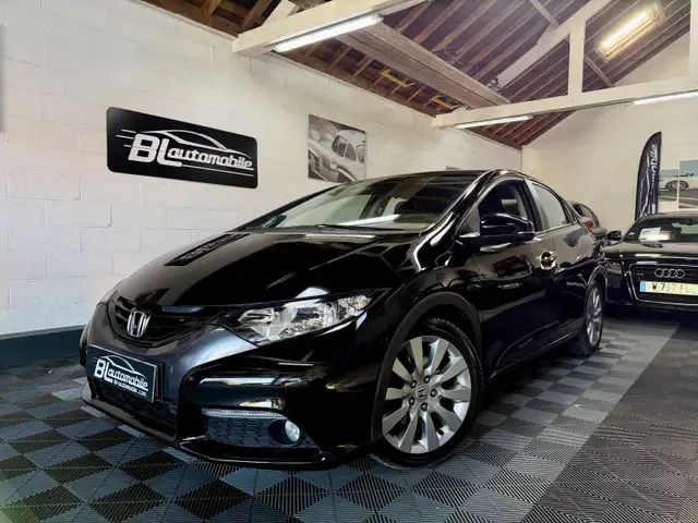 Honda Civic 1.8 142CH I-VTEC EXCLUSIVE BA Caméra de recul - Clim auto - Régulateur