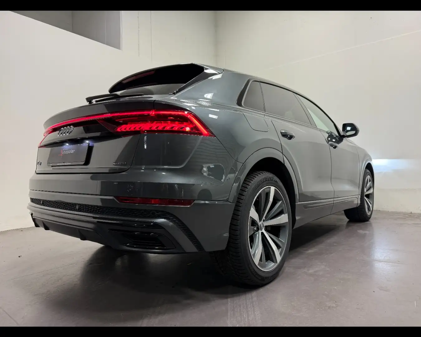 Audi Q8 50 TDI MHEV QUATTRO TIPTRONIC SPORT Gris - 2