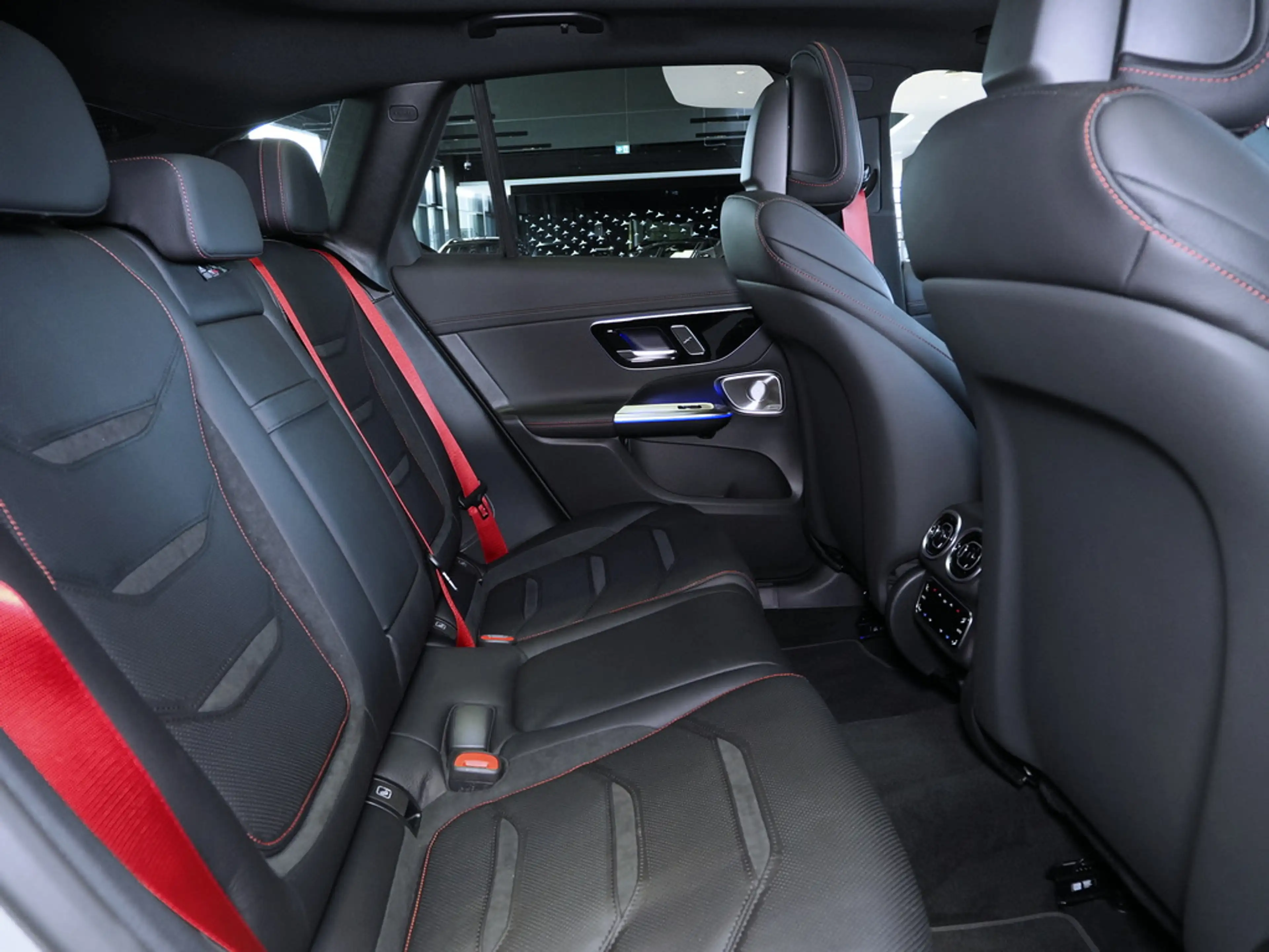 Mercedes-Benz GLC 53 AMG 4M+ NIGHT II PANO AHK HUD 360° 21Z — photo 13