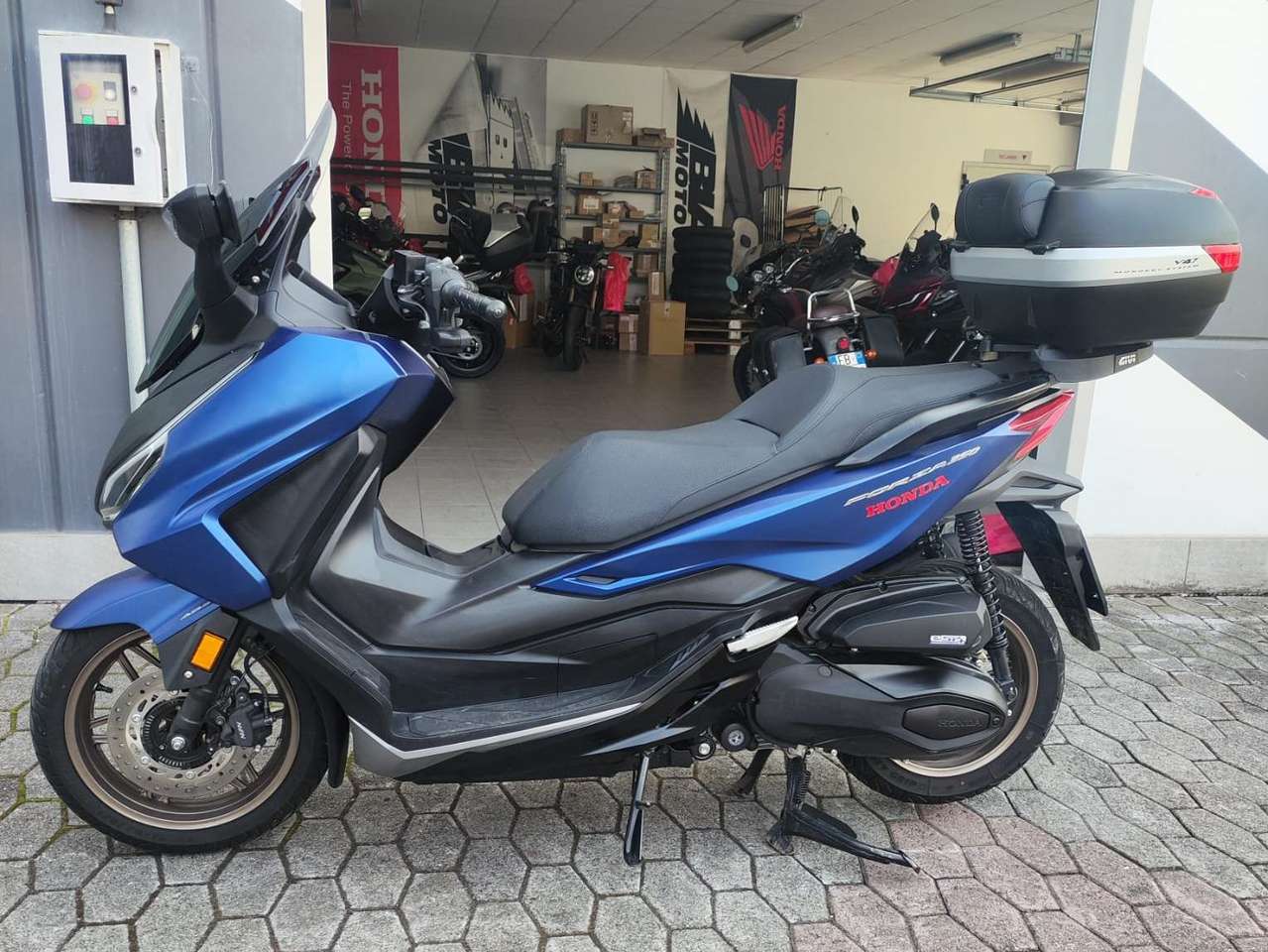 Honda Forza 350 abs