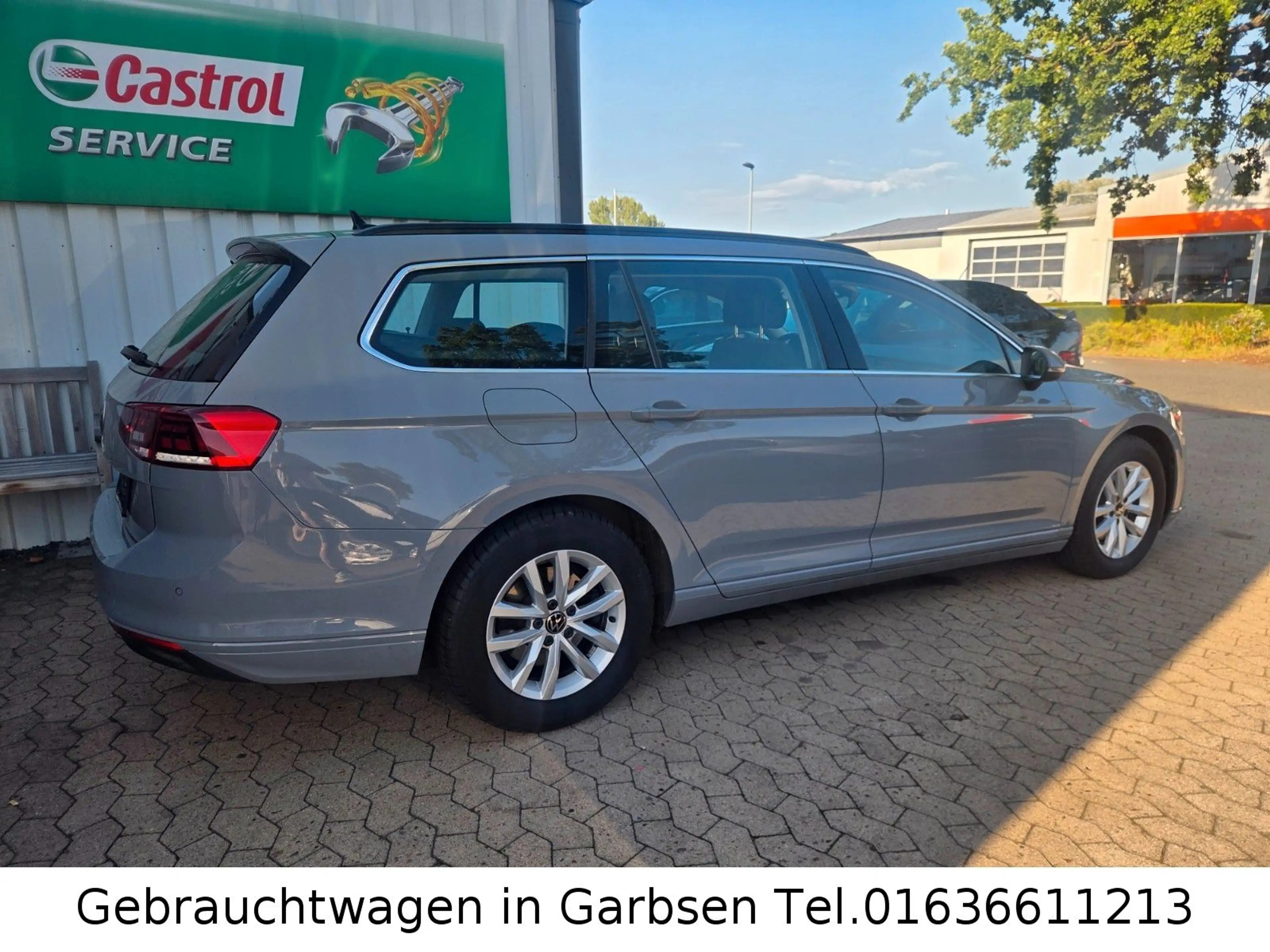 Volkswagen Passat Variant 2.0 TDI DSG Business Navi LED AHK — photo 4
