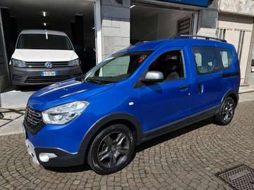 Dokker 2017 Stepway Stepway 1.5 dci Brave s--telecamera-navi-1 proprietario