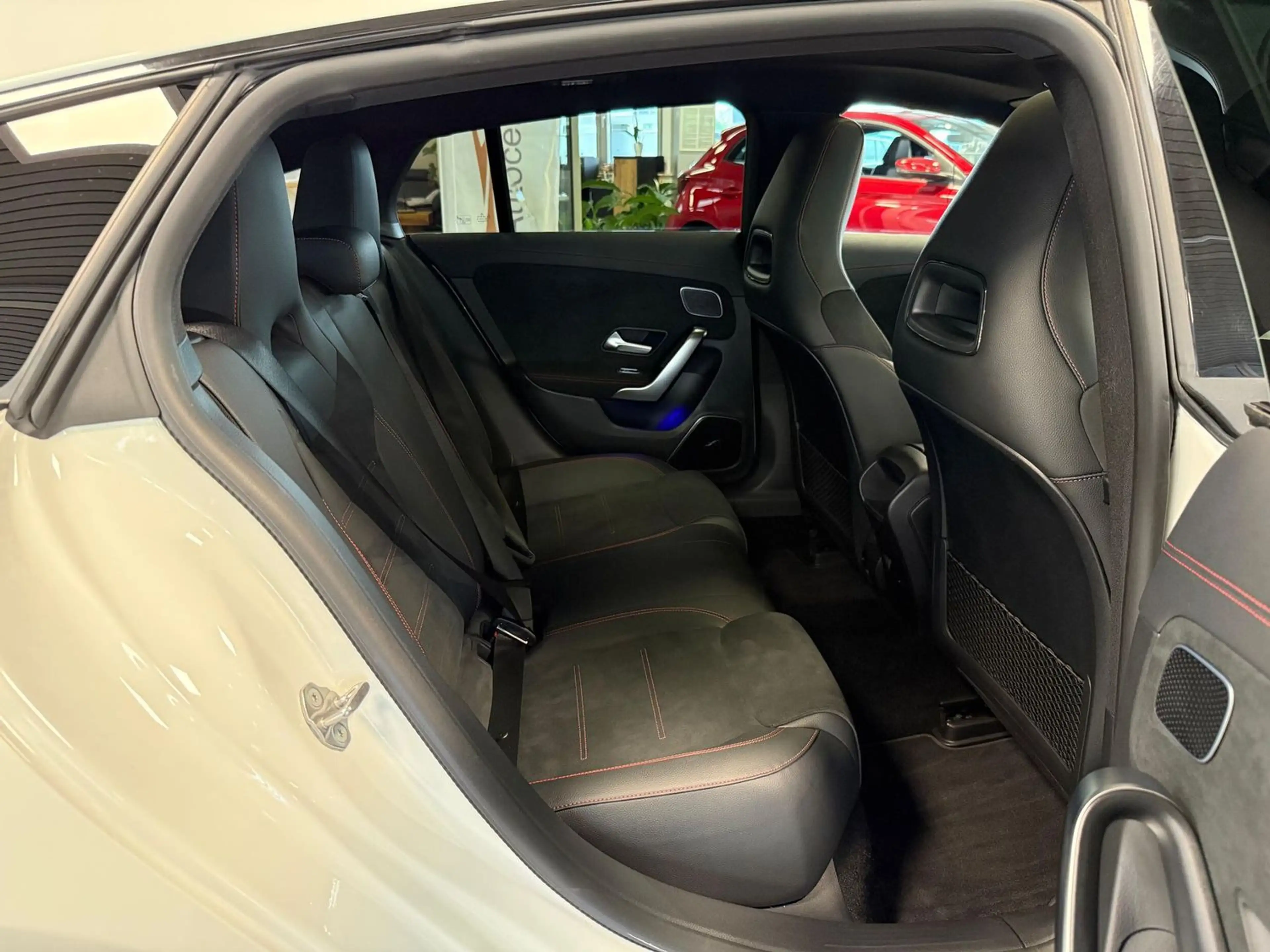 Mercedes-Benz CLA 35 AMG Automatik Panorama — photo 15